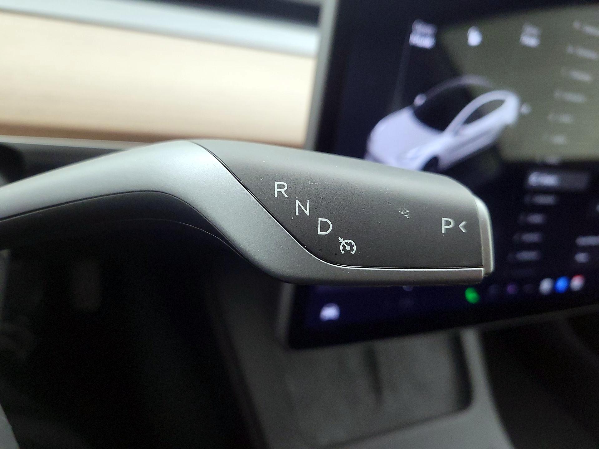 Thumbnail: 2023 Tesla Model 3 - 17