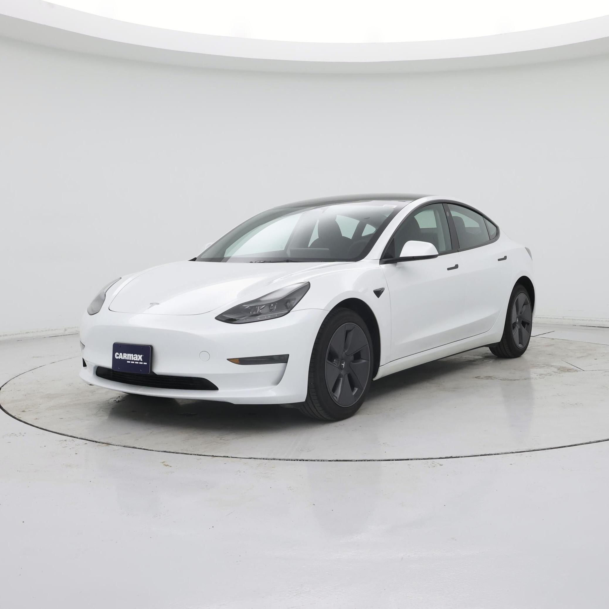 Thumbnail: 2023 Tesla Model 3 - 4