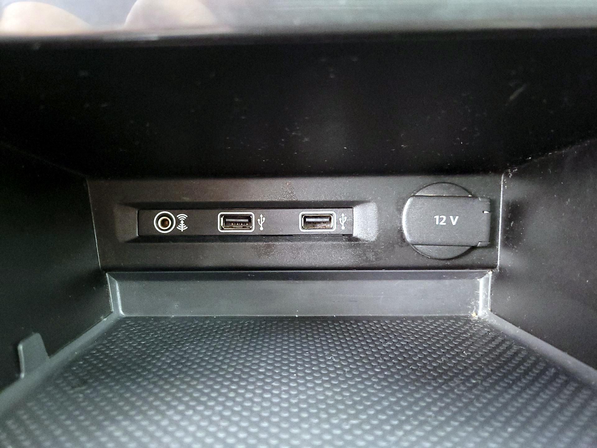 Thumbnail: 2018 Volkswagen Tiguan - 18