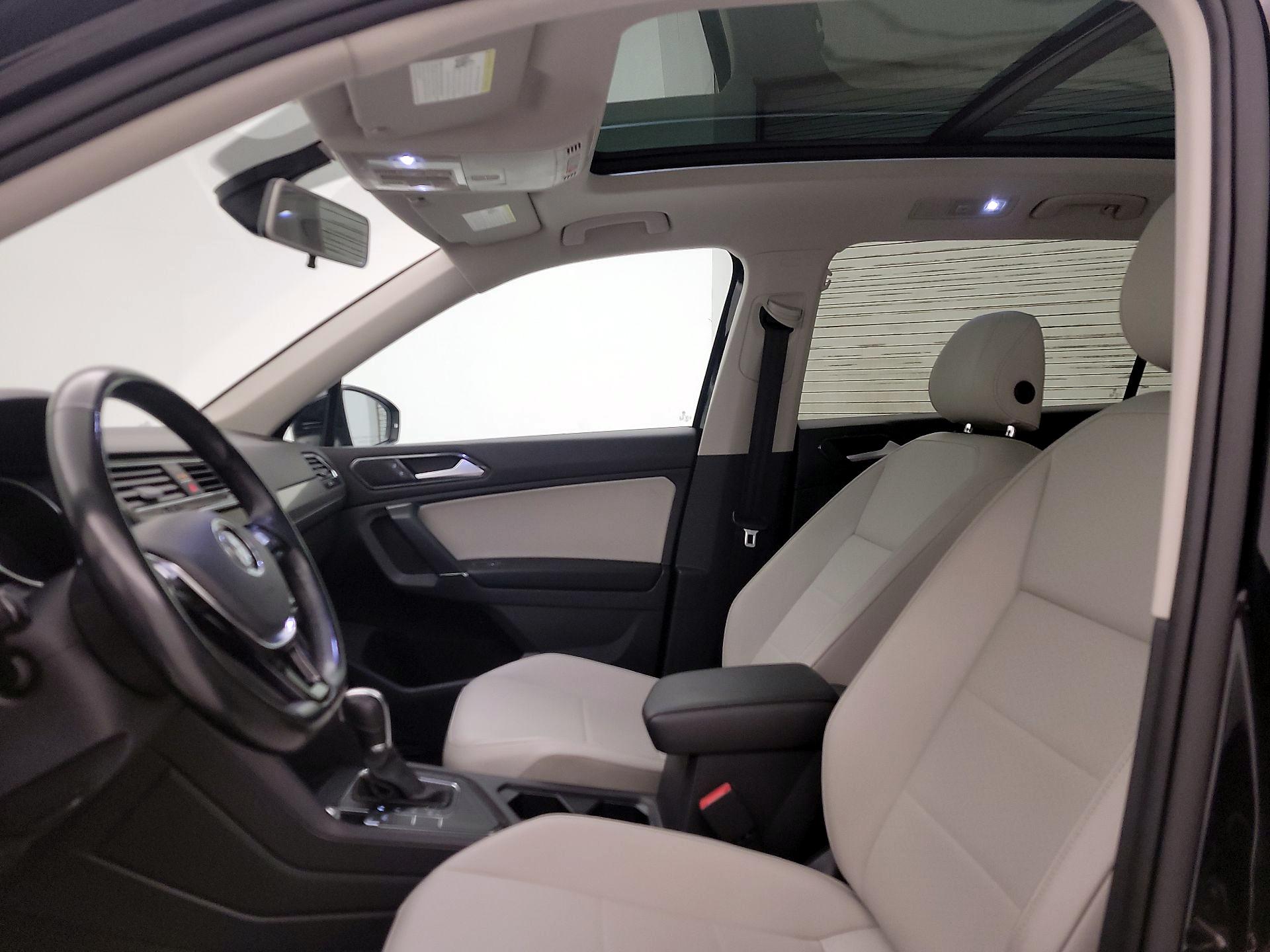 Thumbnail: 2018 Volkswagen Tiguan - 19