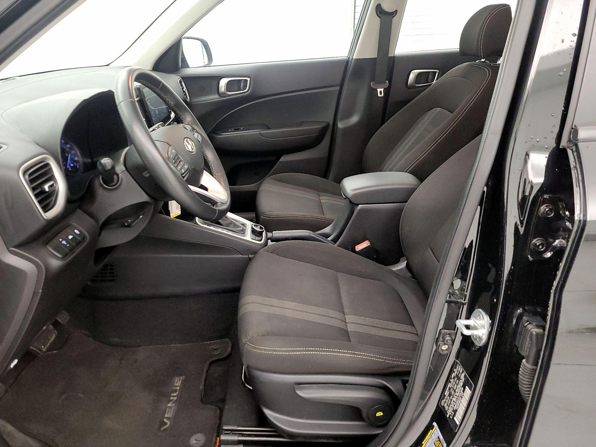 Thumbnail: 2020 Hyundai Venue - 11