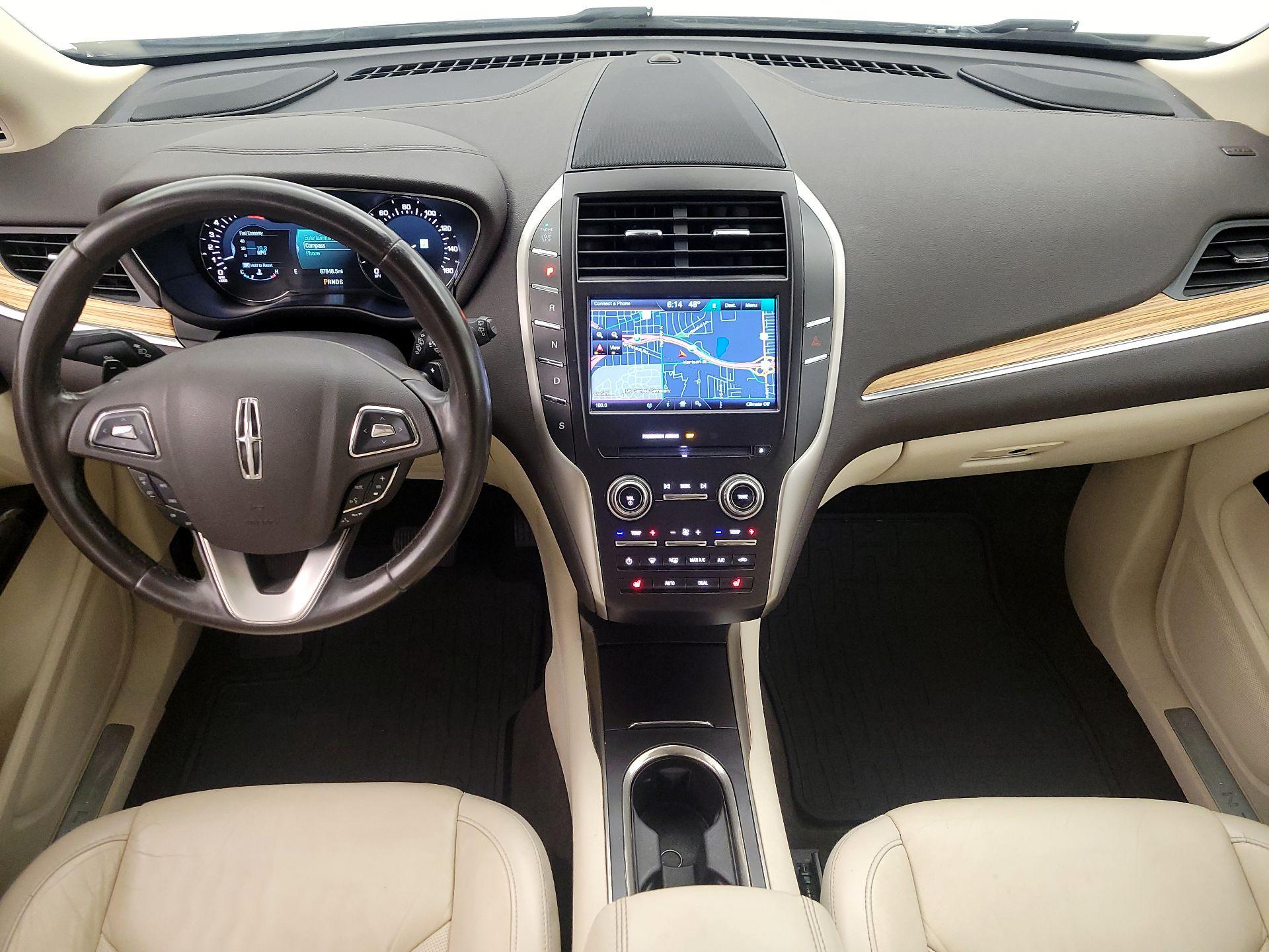 Thumbnail: 2015 Lincoln MKC - 9