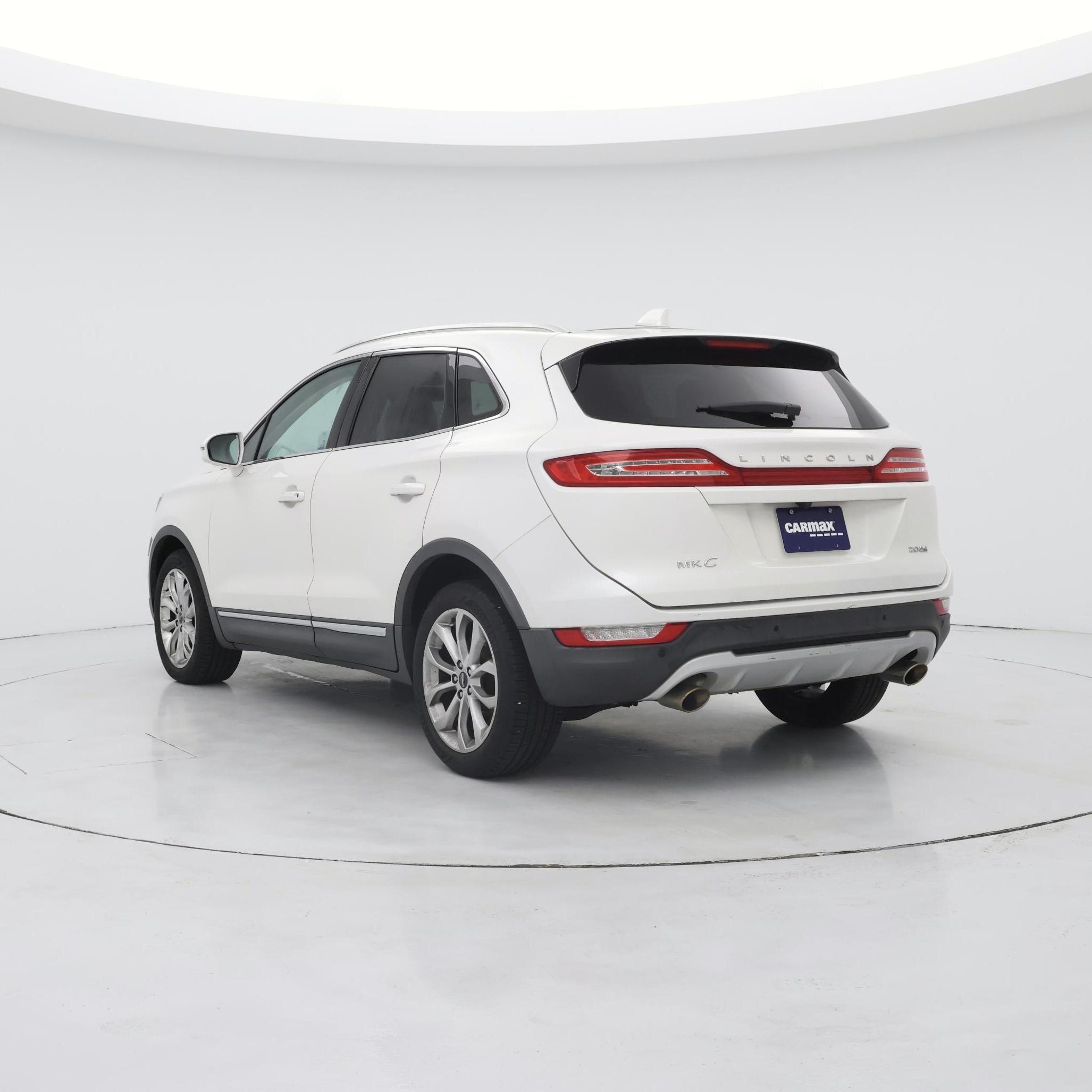 Thumbnail: 2015 Lincoln MKC - 2