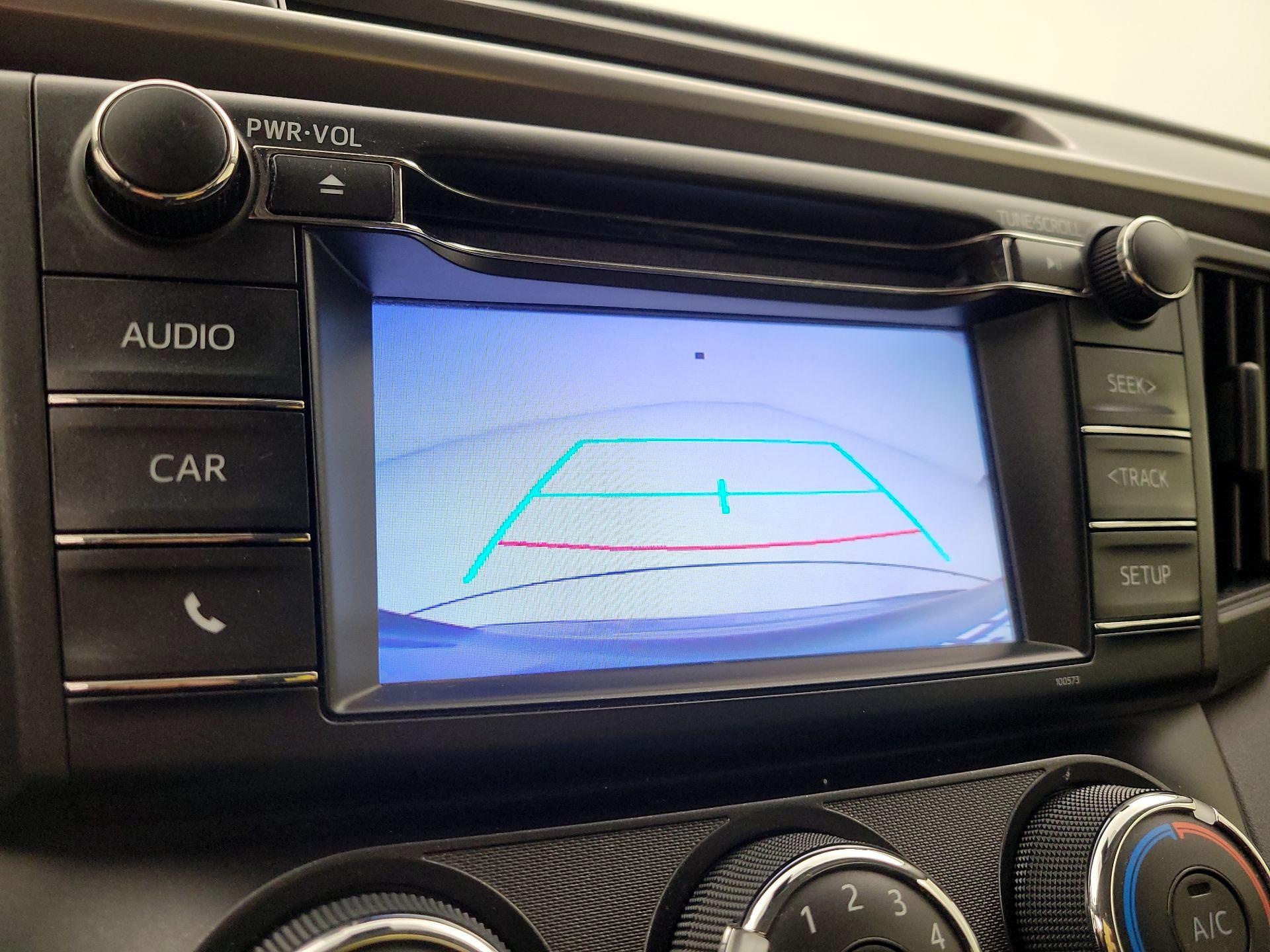 Thumbnail: 2018 Toyota RAV4 - 14