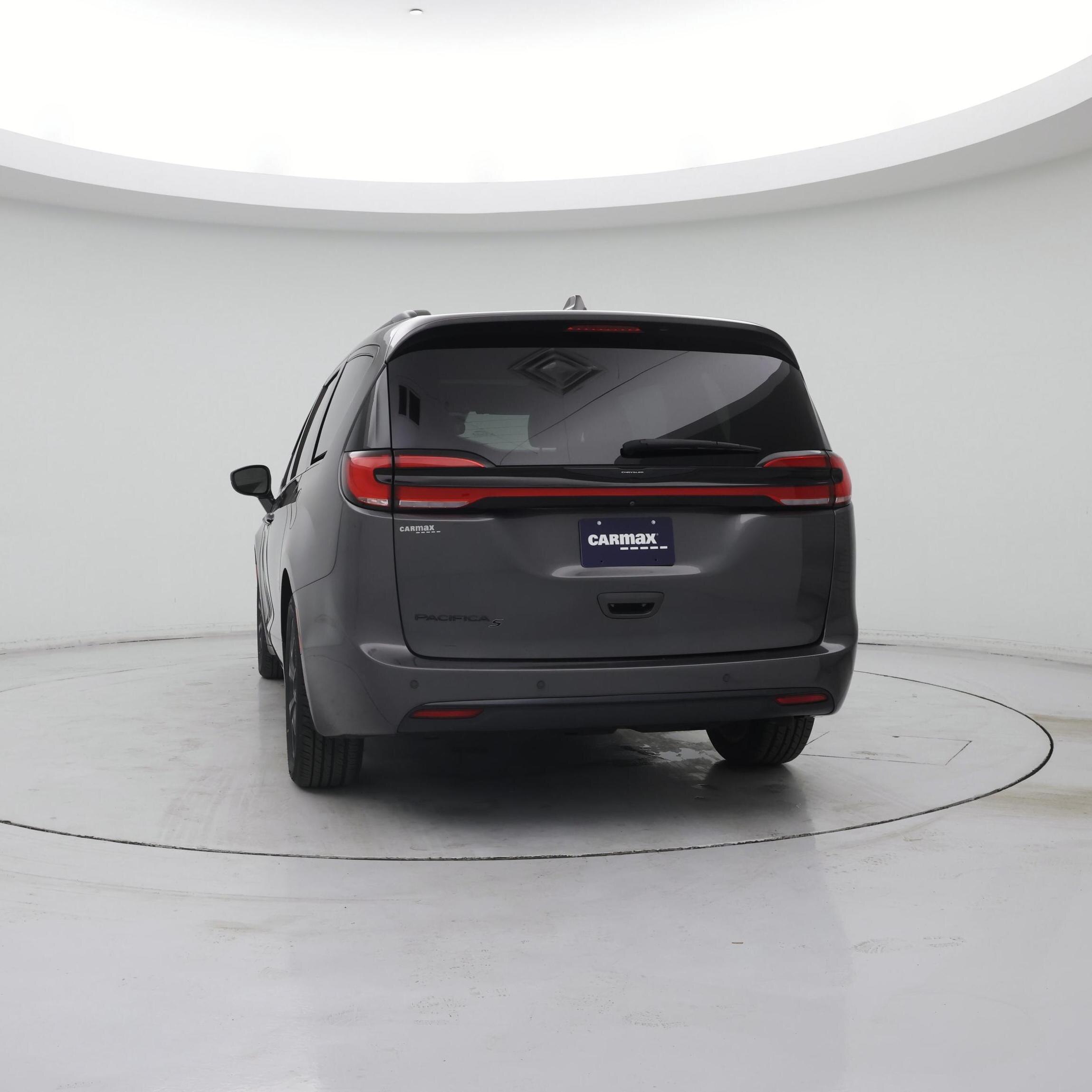 Thumbnail: 2021 Chrysler Pacifica - 6