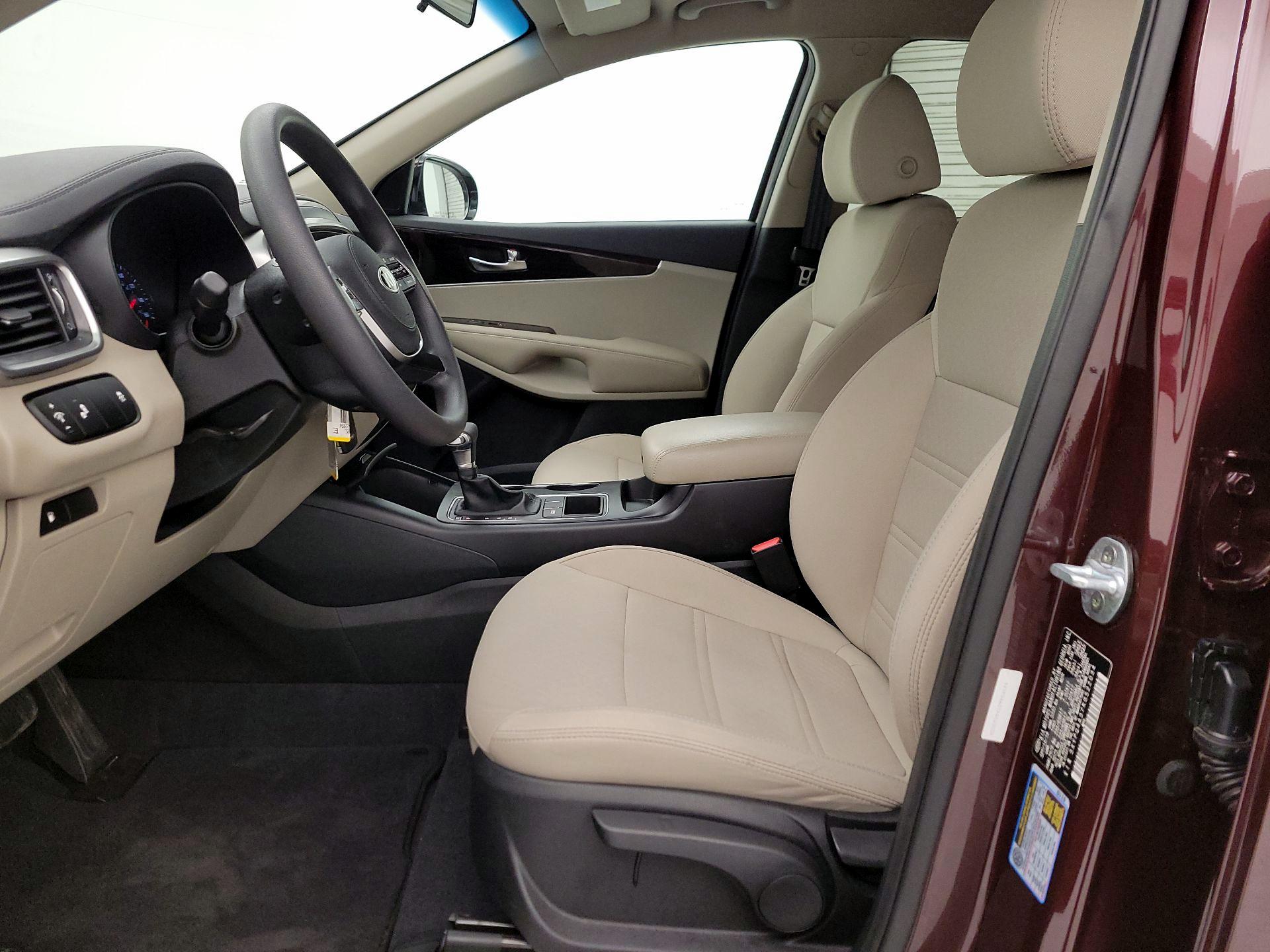 Thumbnail: 2019 Kia Sorento - 11