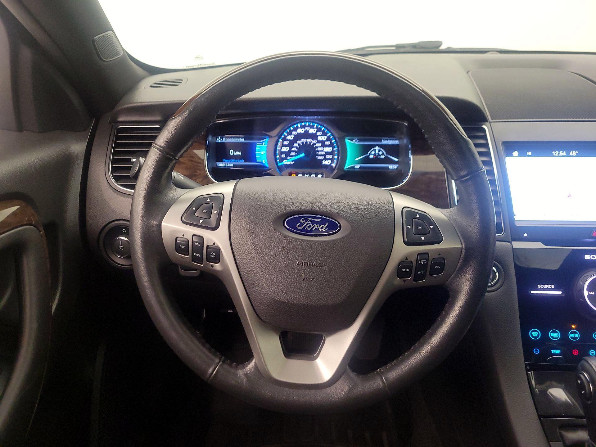 Thumbnail: 2018 Ford Taurus - 10