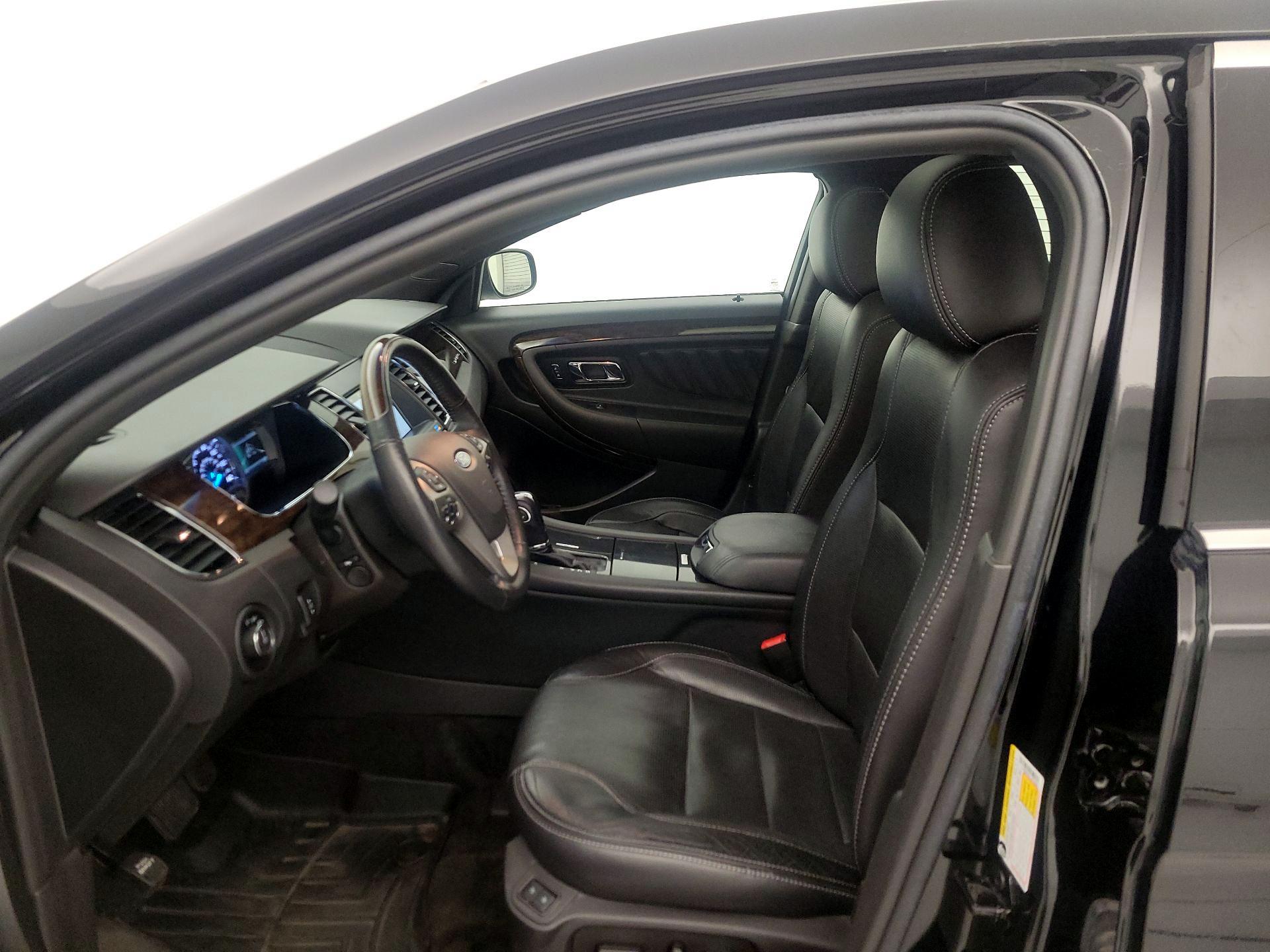 Thumbnail: 2018 Ford Taurus - 11