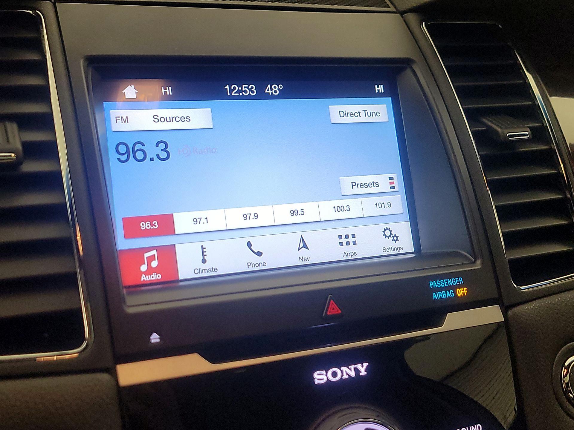 Thumbnail: 2018 Ford Taurus - 16