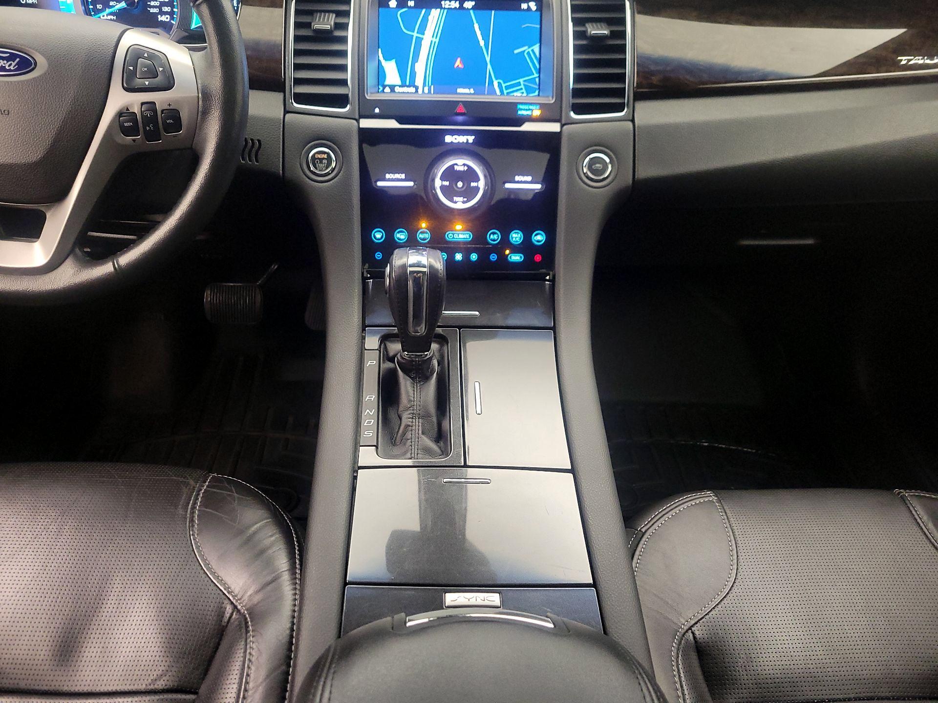 Thumbnail: 2018 Ford Taurus - 18