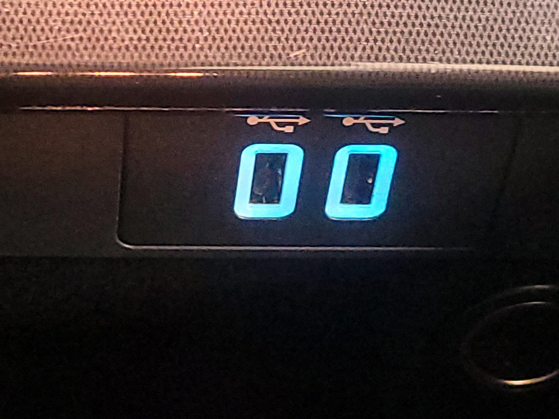 Thumbnail: 2018 Ford Taurus - 19