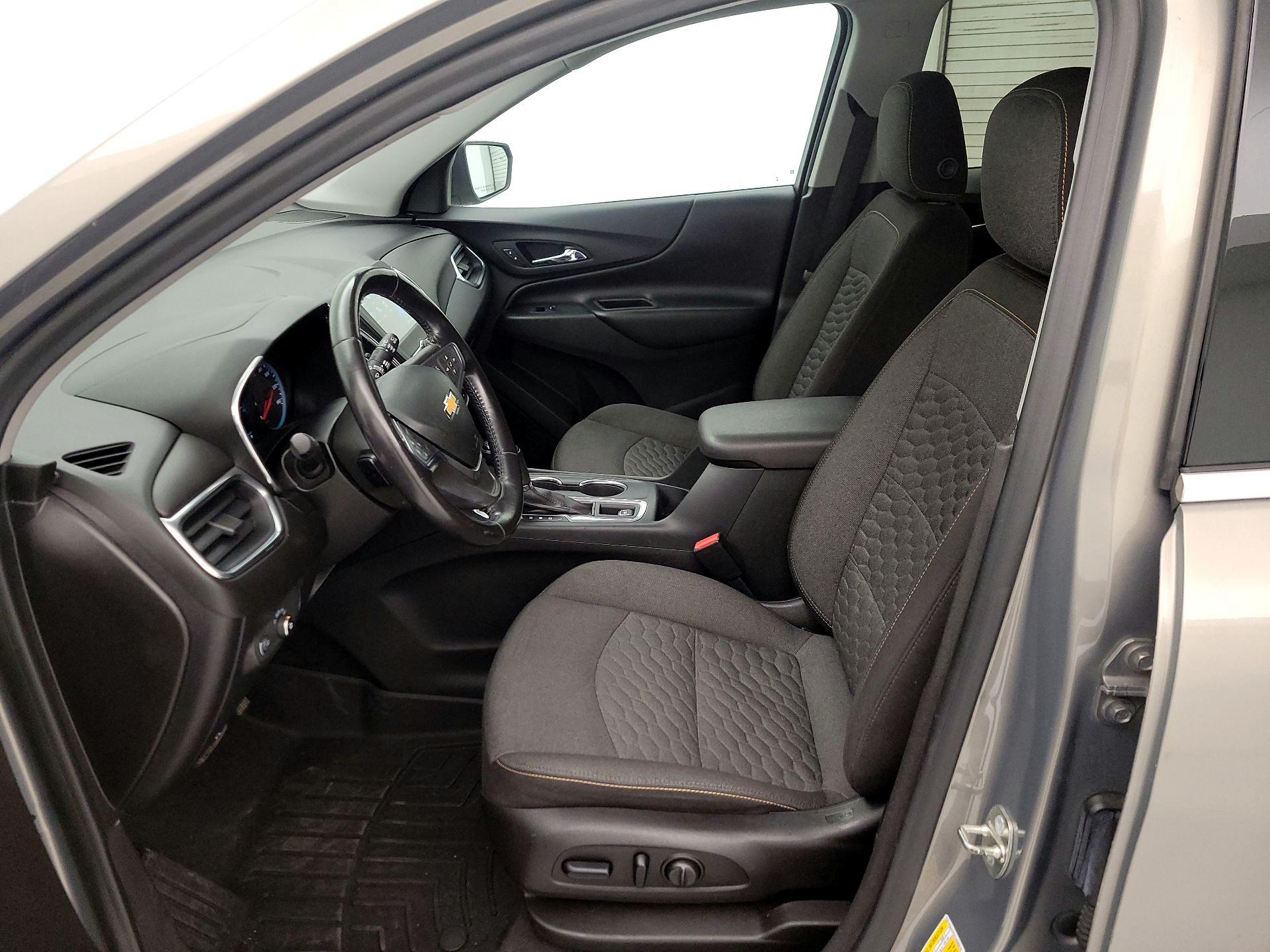 Thumbnail: 2018 Chevrolet Equinox - 11