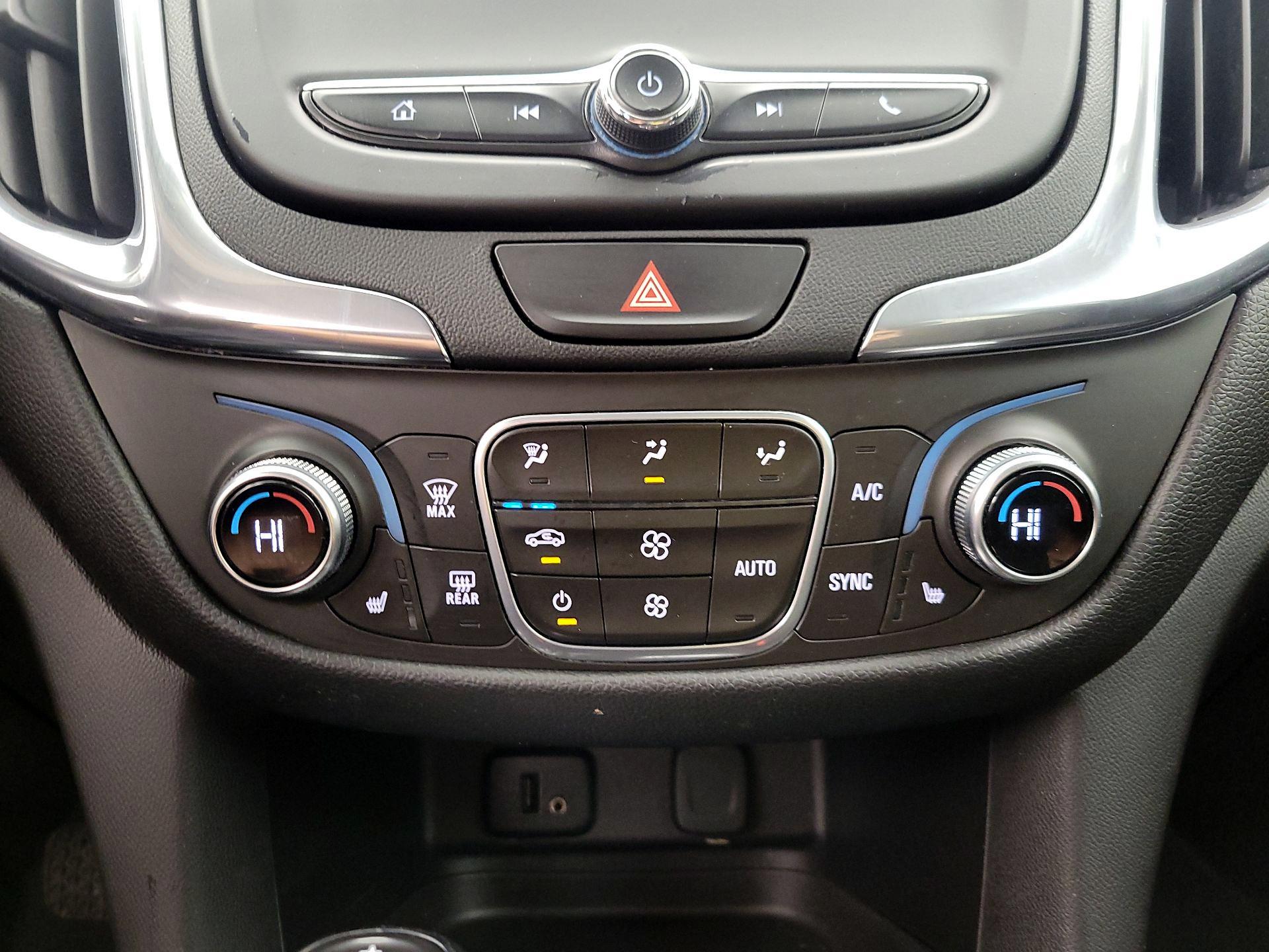 Thumbnail: 2018 Chevrolet Equinox - 16