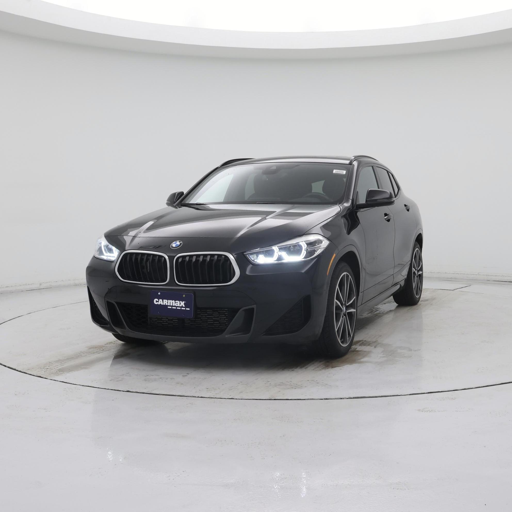 Thumbnail: 2023 BMW X2 - 4