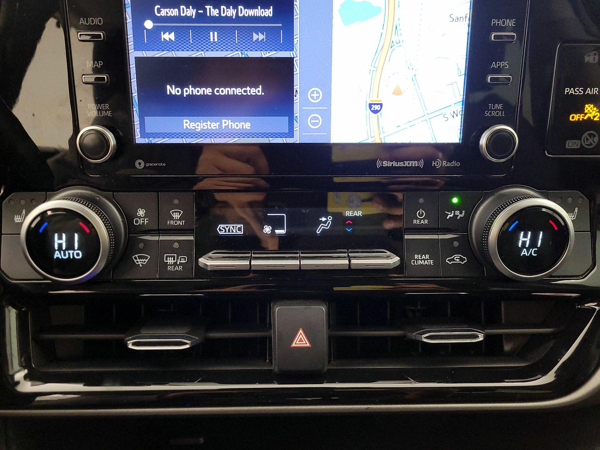 Thumbnail: 2020 Toyota Highlander - 17