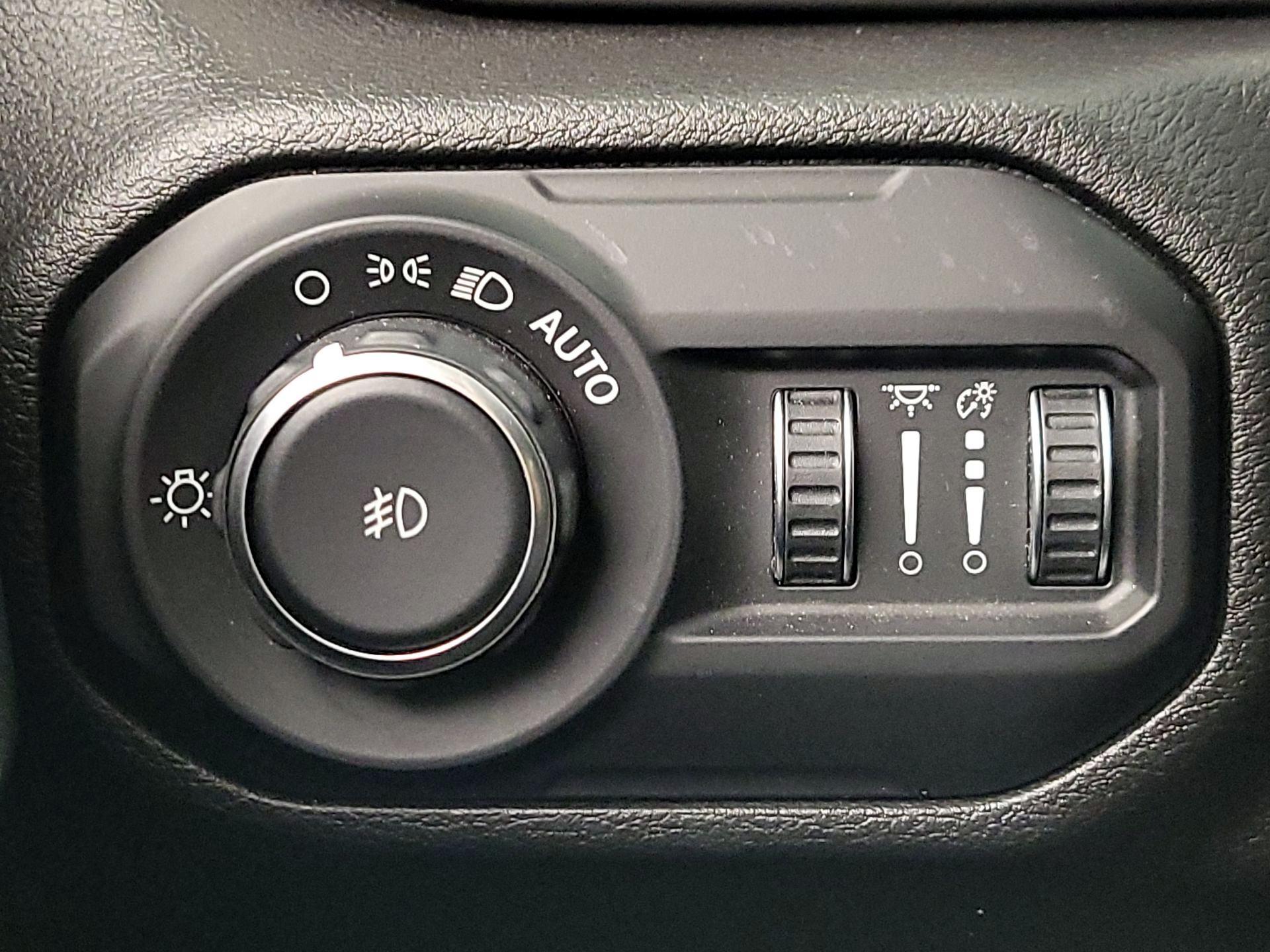 Thumbnail: 2021 Jeep Wrangler - 13