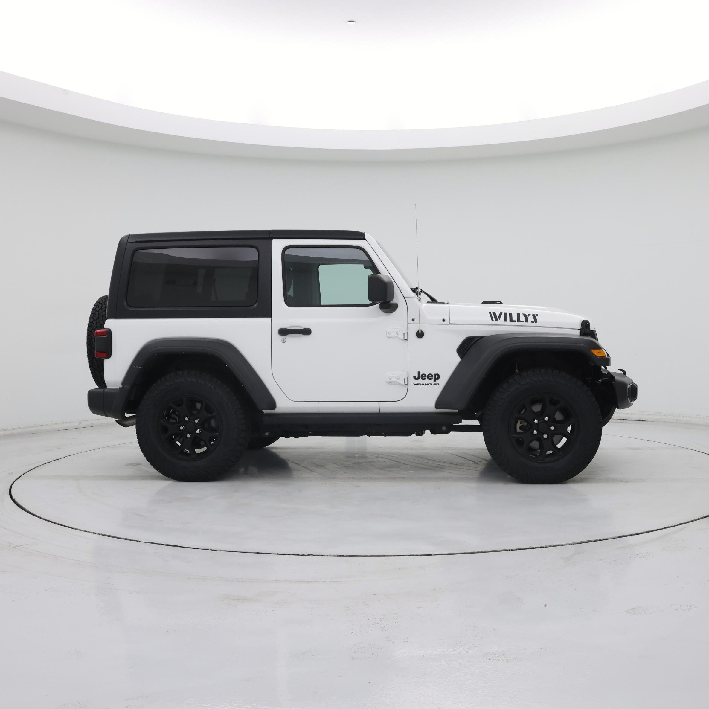 Thumbnail: 2021 Jeep Wrangler - 7
