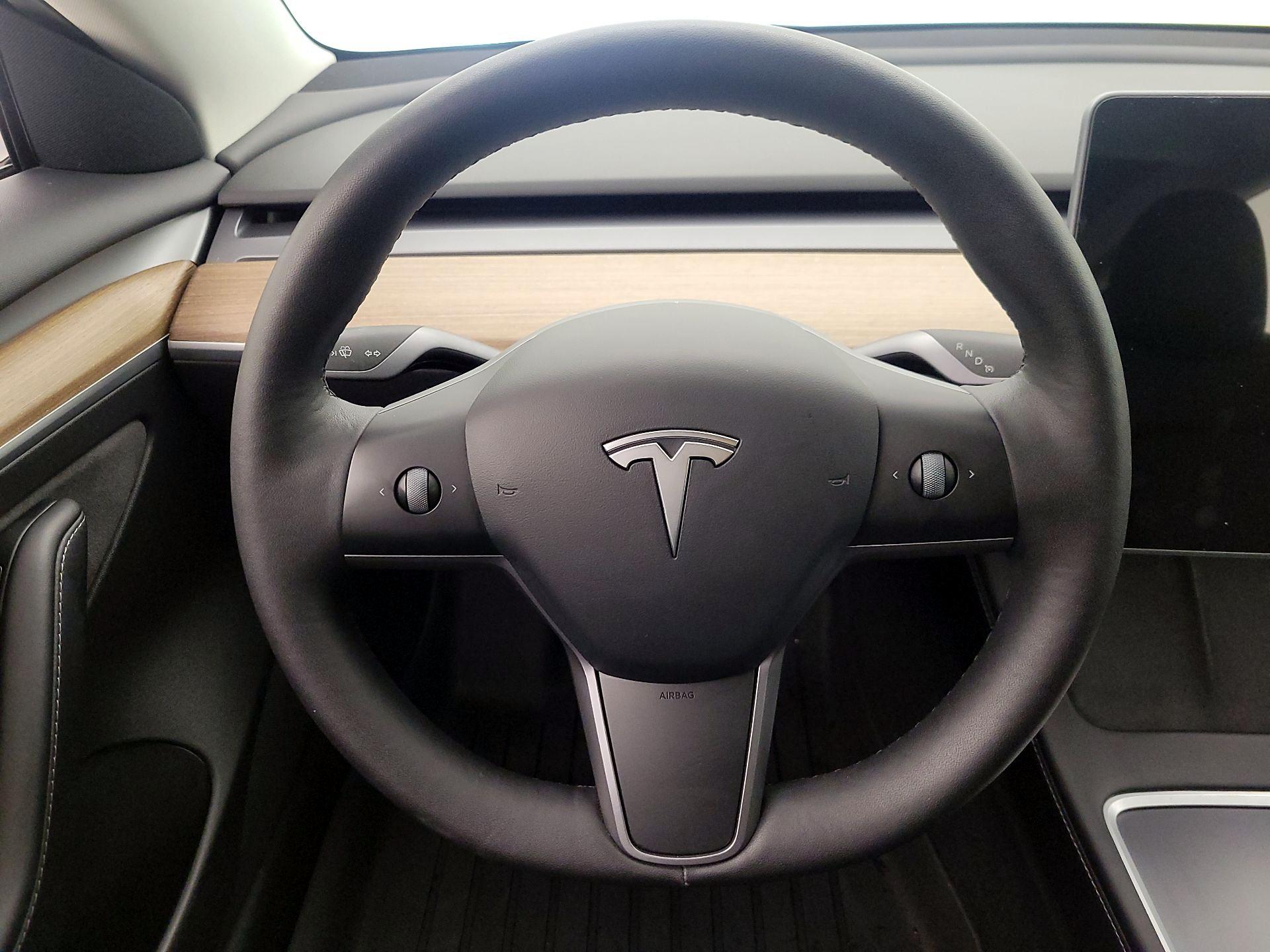 Thumbnail: 2022 Tesla Model 3 - 10