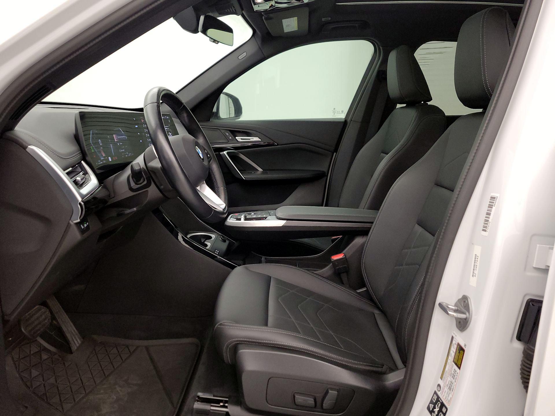 Thumbnail: 2025 BMW X1 - 11