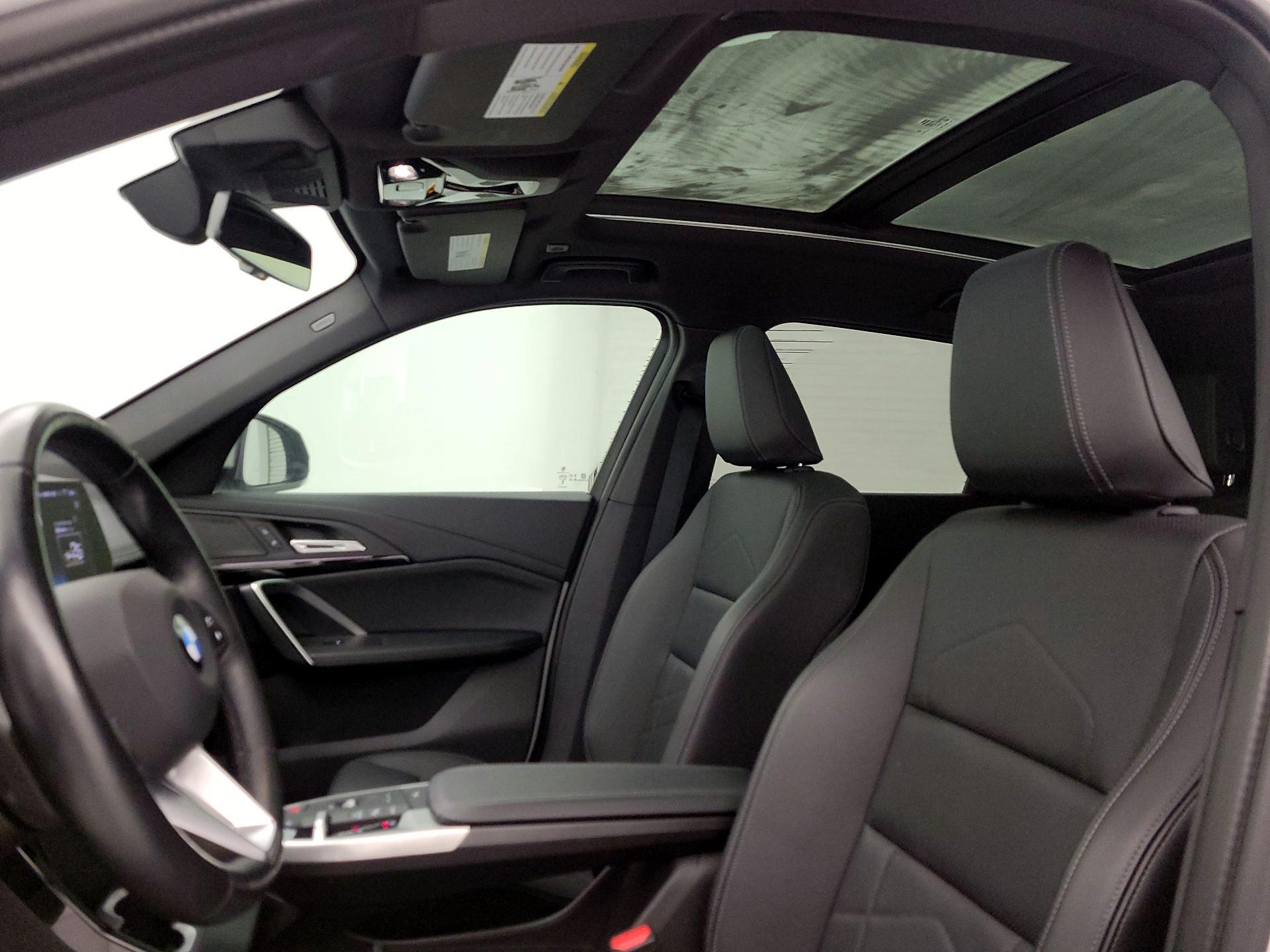 Thumbnail: 2025 BMW X1 - 20