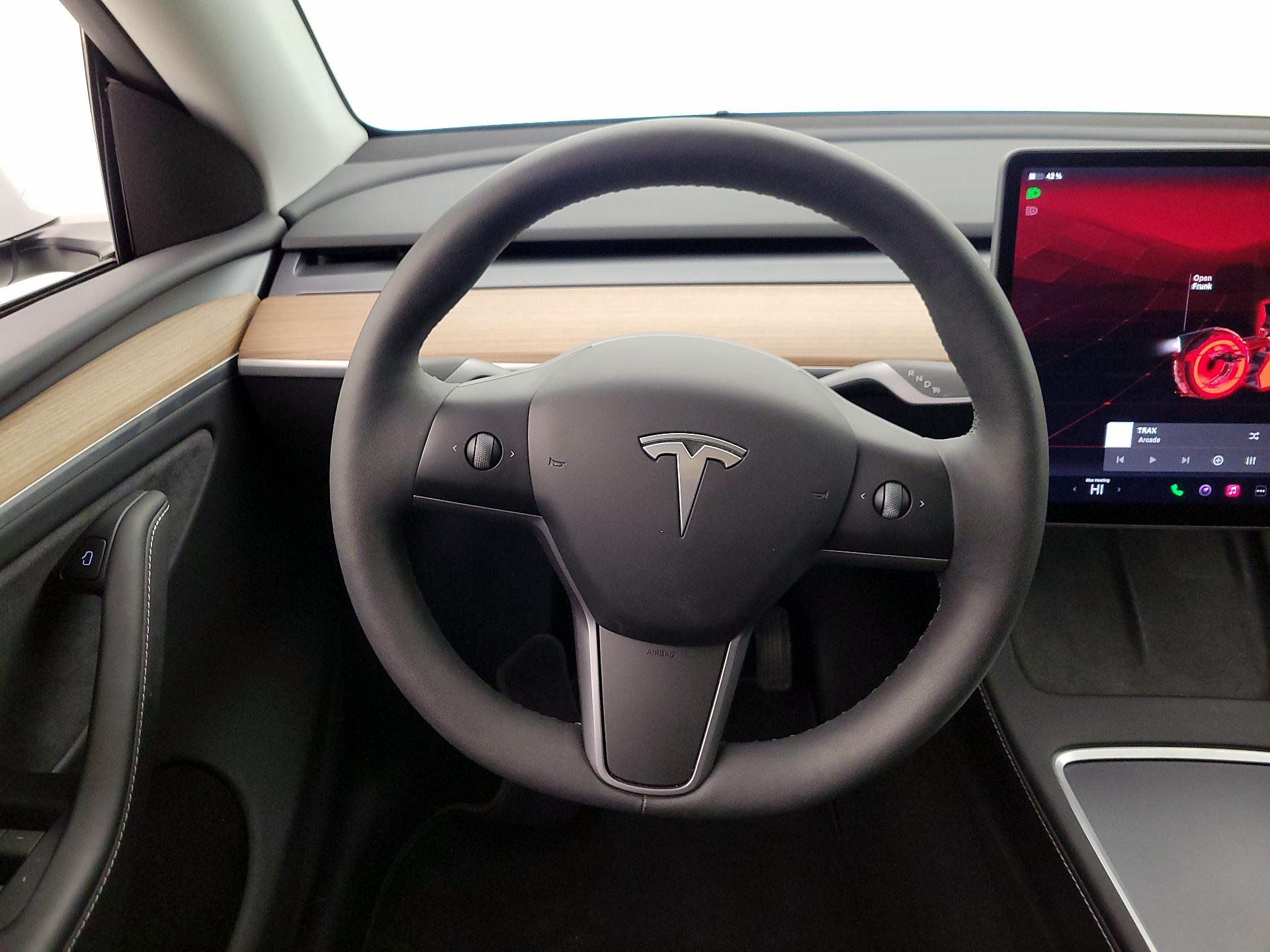 Thumbnail: 2024 Tesla Model Y - 10