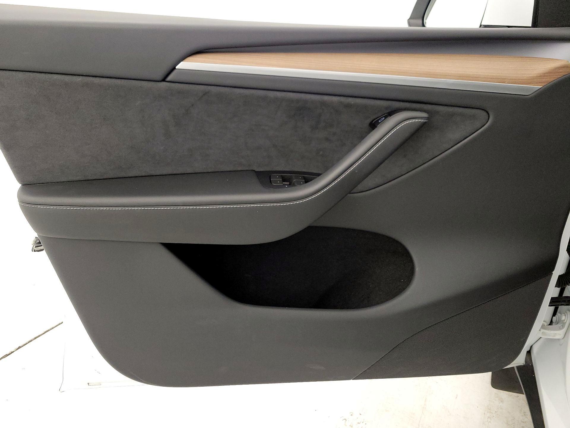 Thumbnail: 2024 Tesla Model Y - 12