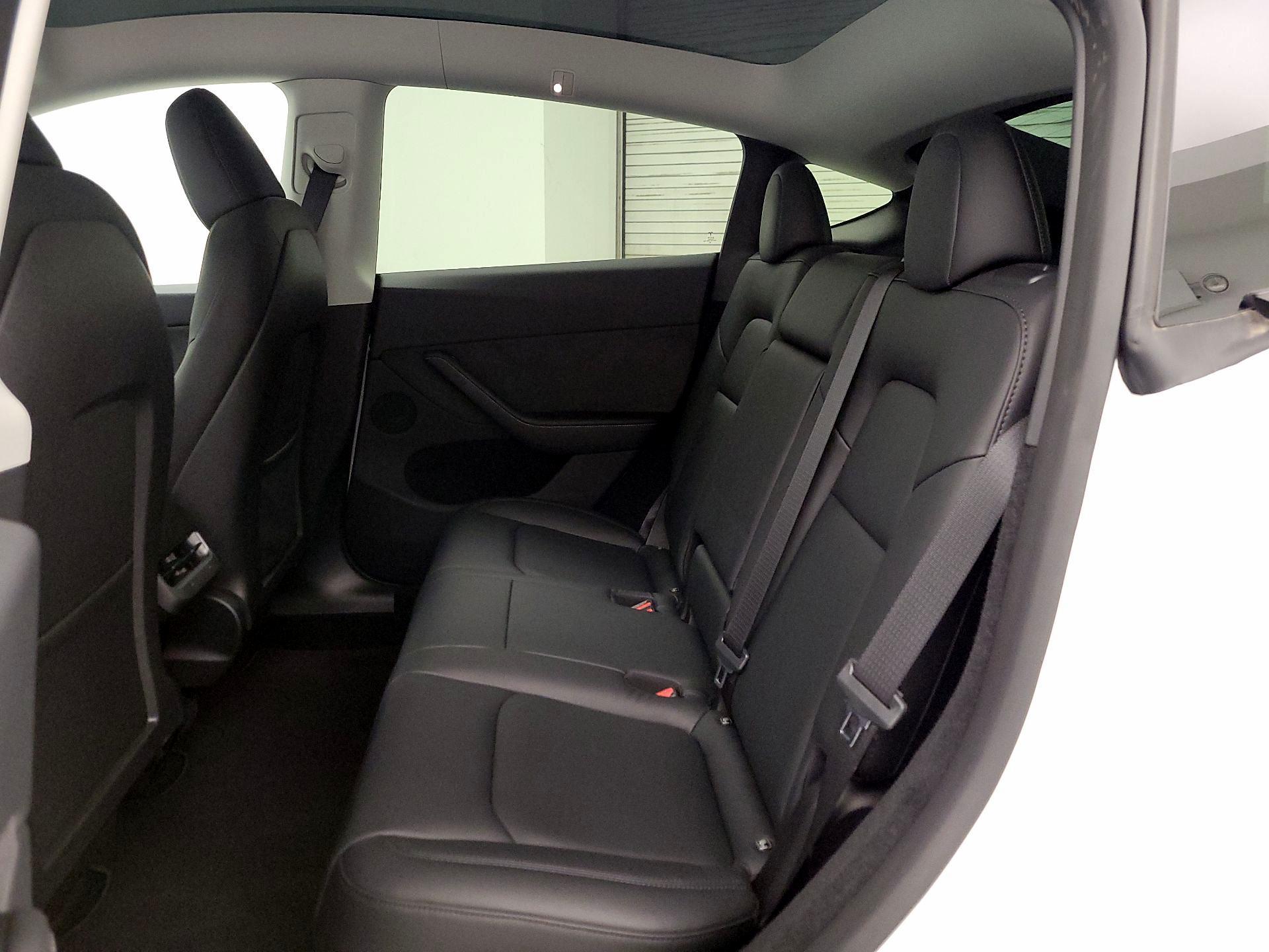 Thumbnail: 2024 Tesla Model Y - 19