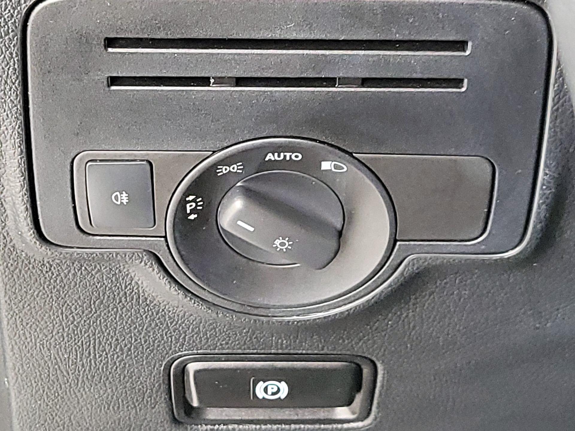 Thumbnail: 2022 Mercedes-Benz Metris - 13