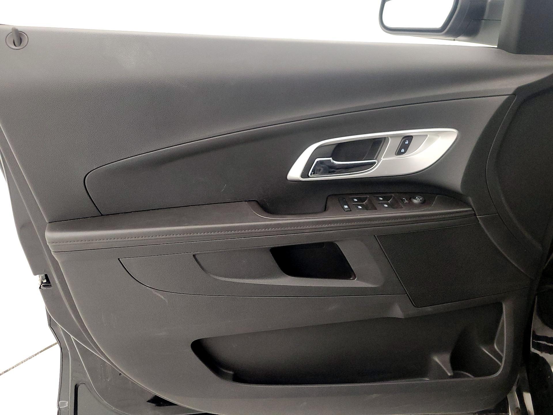 Thumbnail: 2014 Chevrolet Equinox - 12