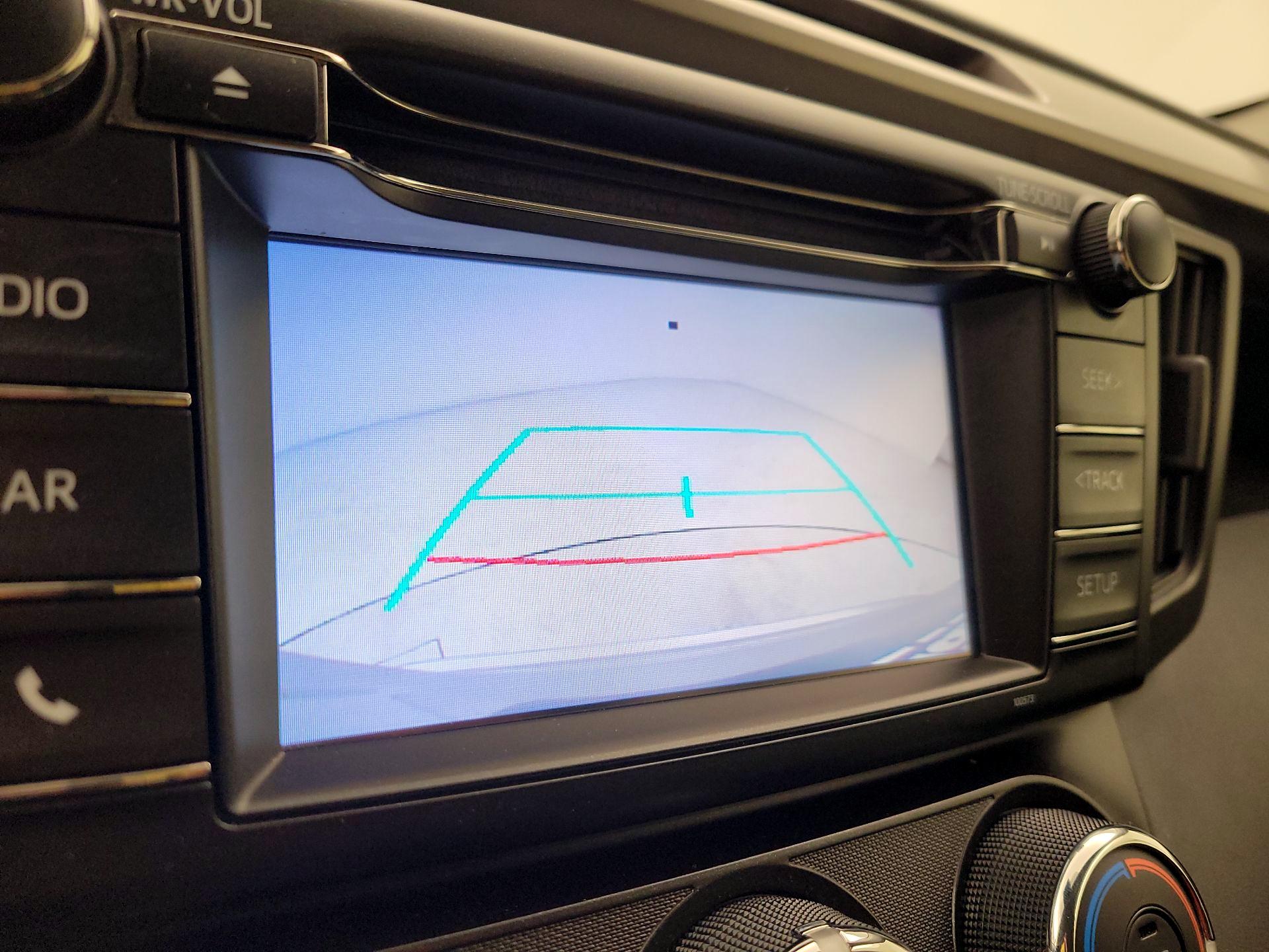 Thumbnail: 2018 Toyota RAV4 - 14