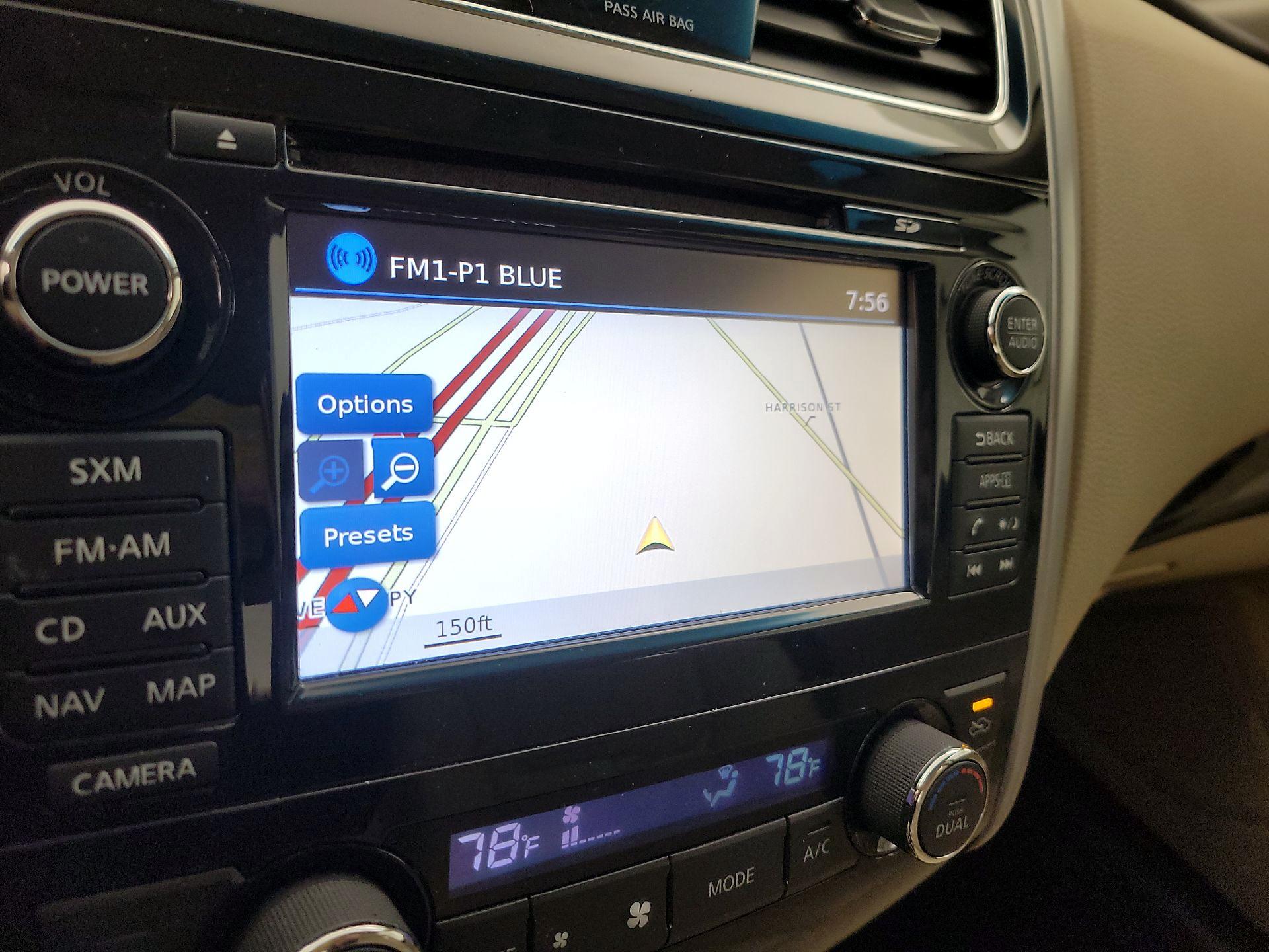 Thumbnail: 2015 Nissan Altima - 14