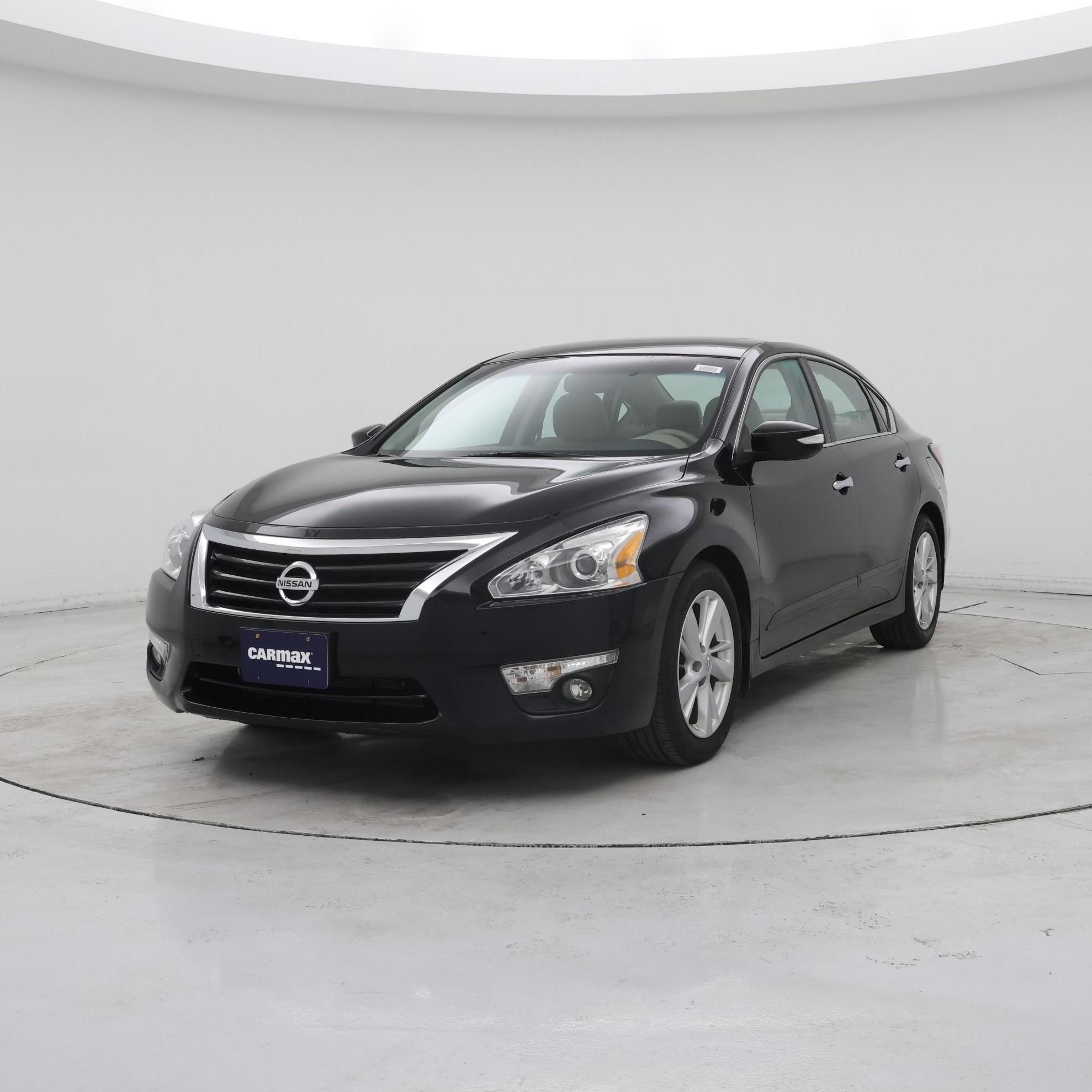 Thumbnail: 2015 Nissan Altima - 4