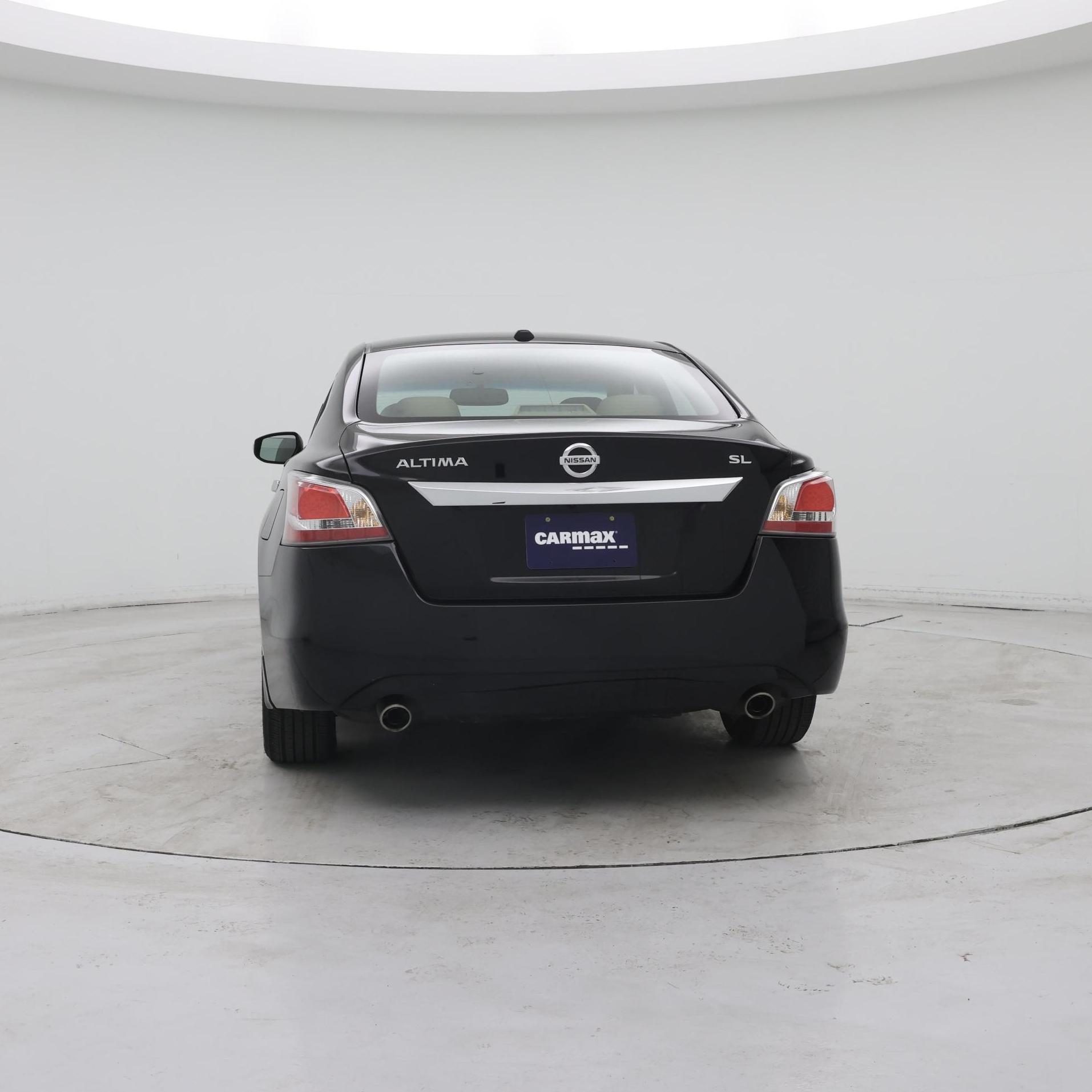 Thumbnail: 2015 Nissan Altima - 6