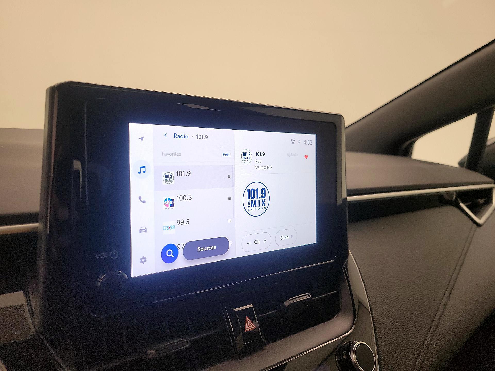 Thumbnail: 2023 Toyota Corolla - 16