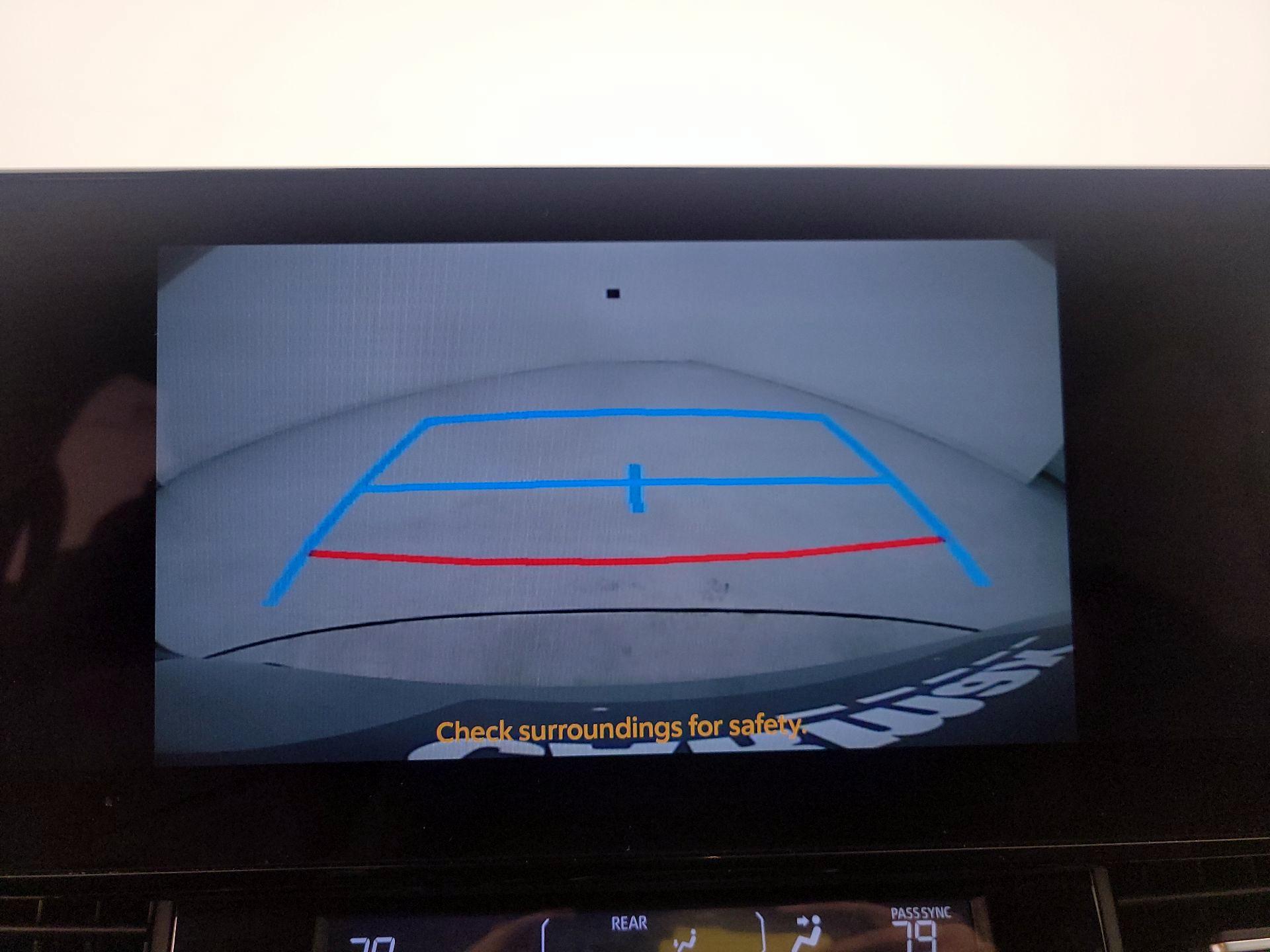 Thumbnail: 2025 Toyota Sienna - 14