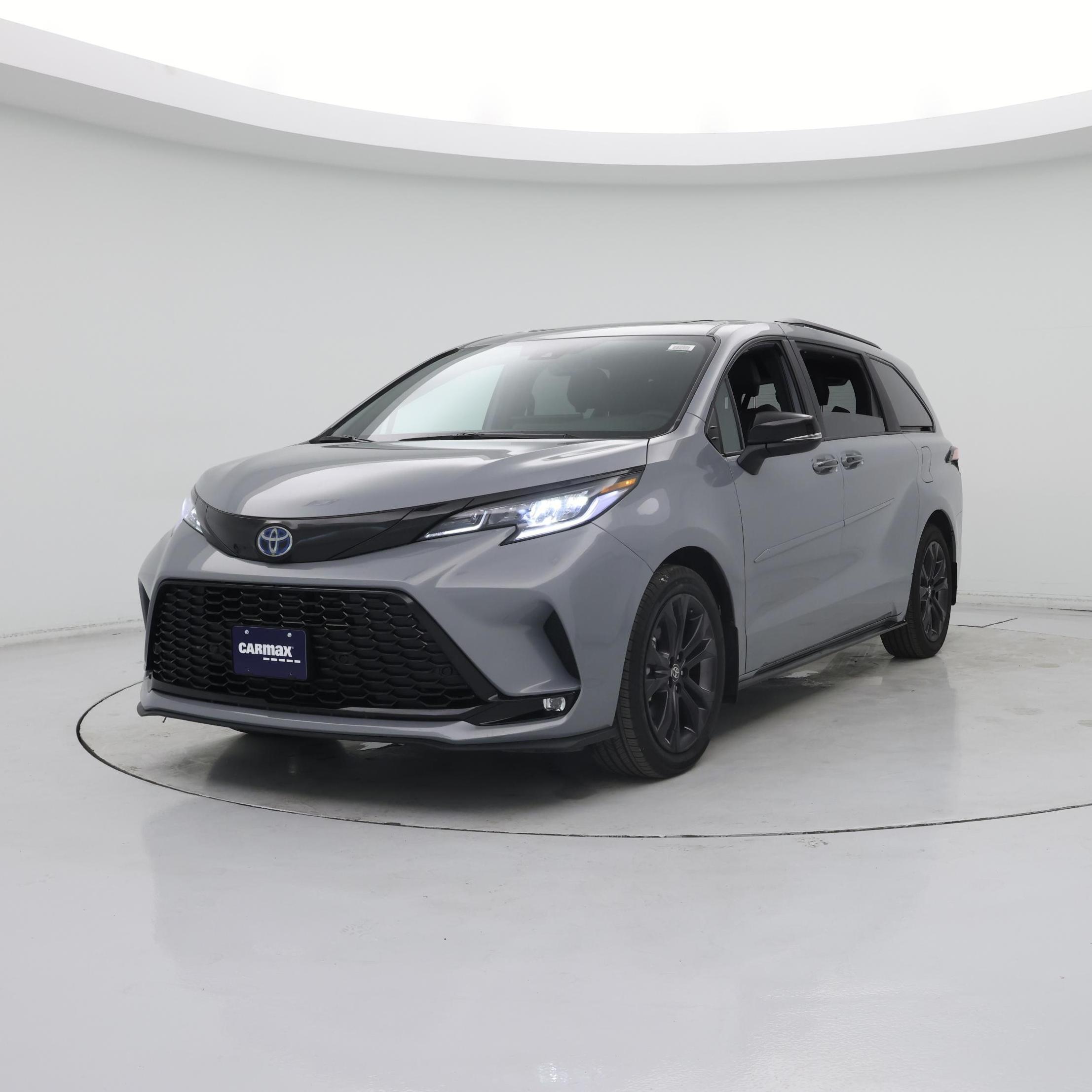 Thumbnail: 2025 Toyota Sienna - 4