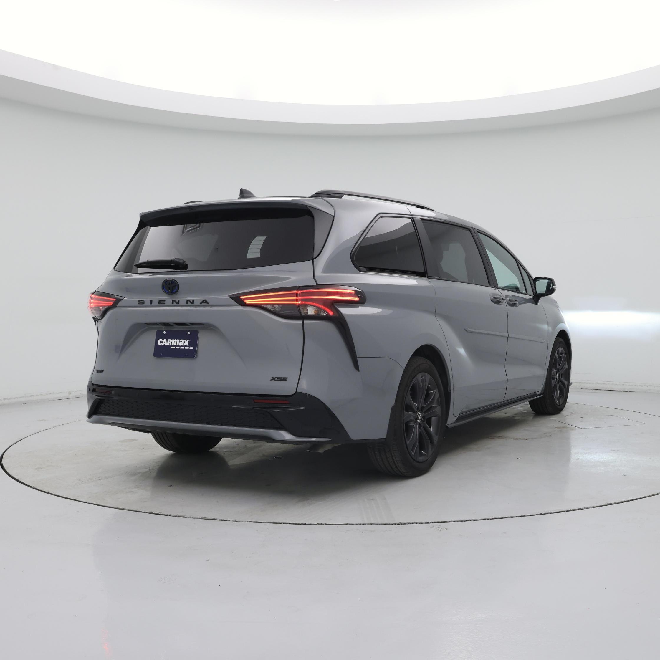 Thumbnail: 2025 Toyota Sienna - 8