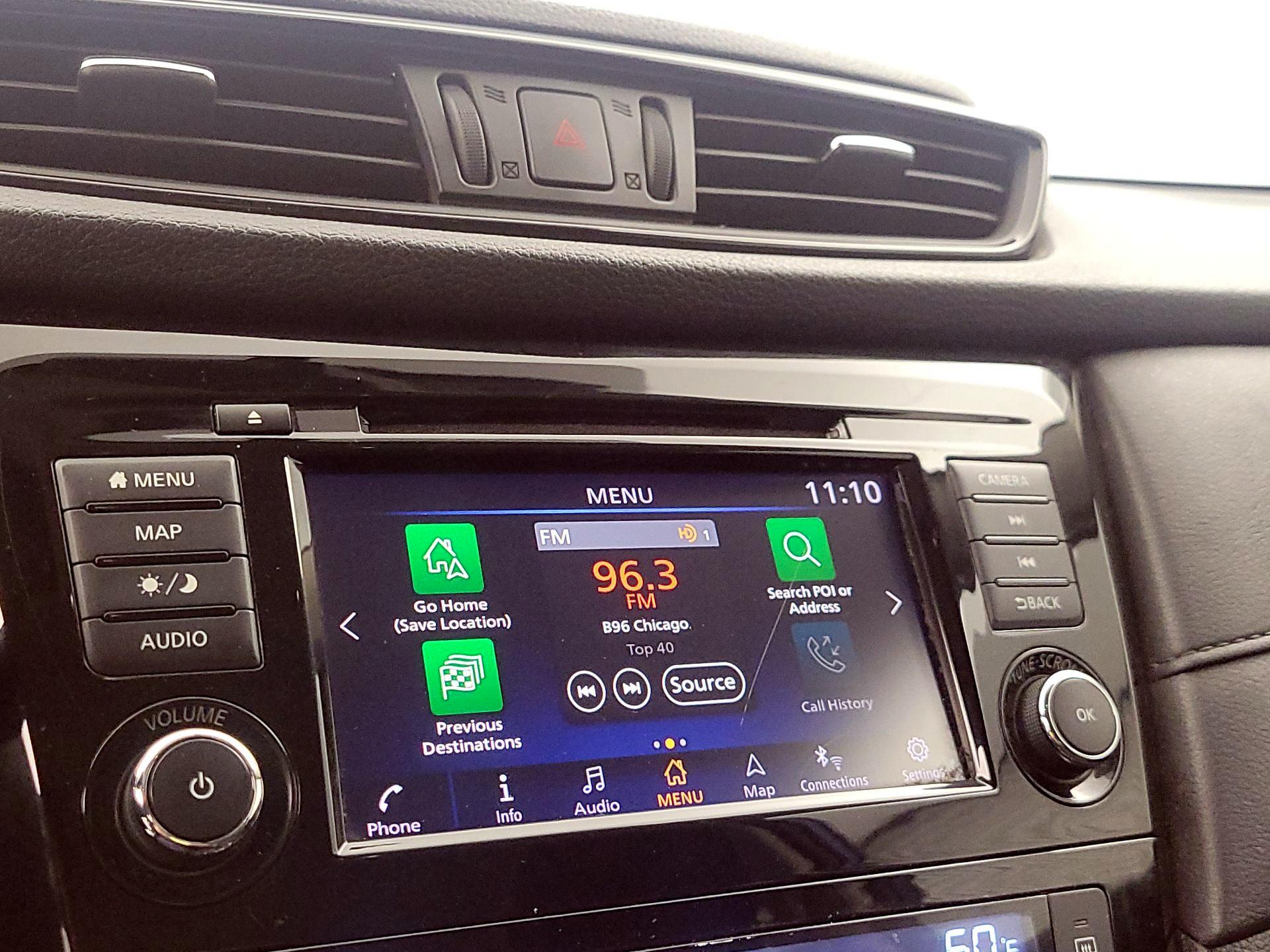 Thumbnail: 2018 Nissan Rogue - 16