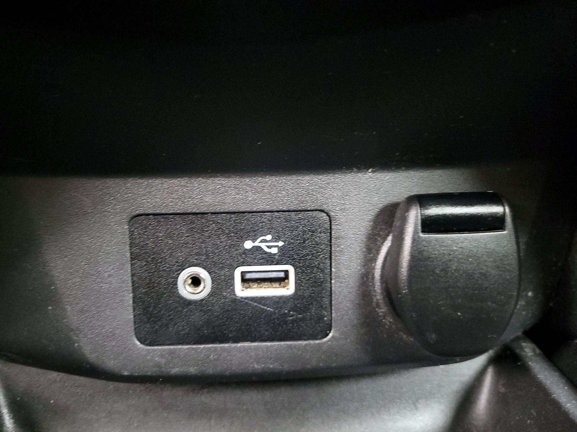 Thumbnail: 2018 Nissan Rogue - 19