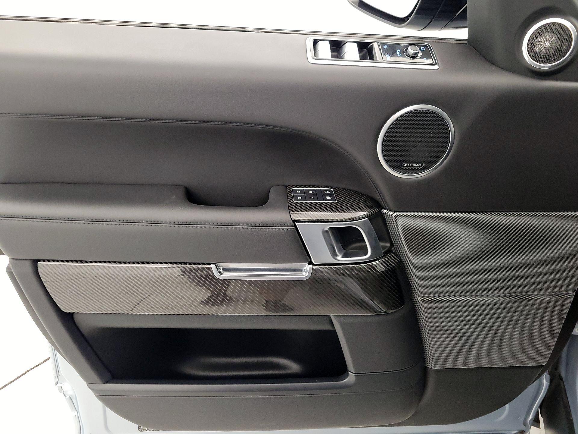 Thumbnail: 2022 Land Rover Range Rover Sport - 12