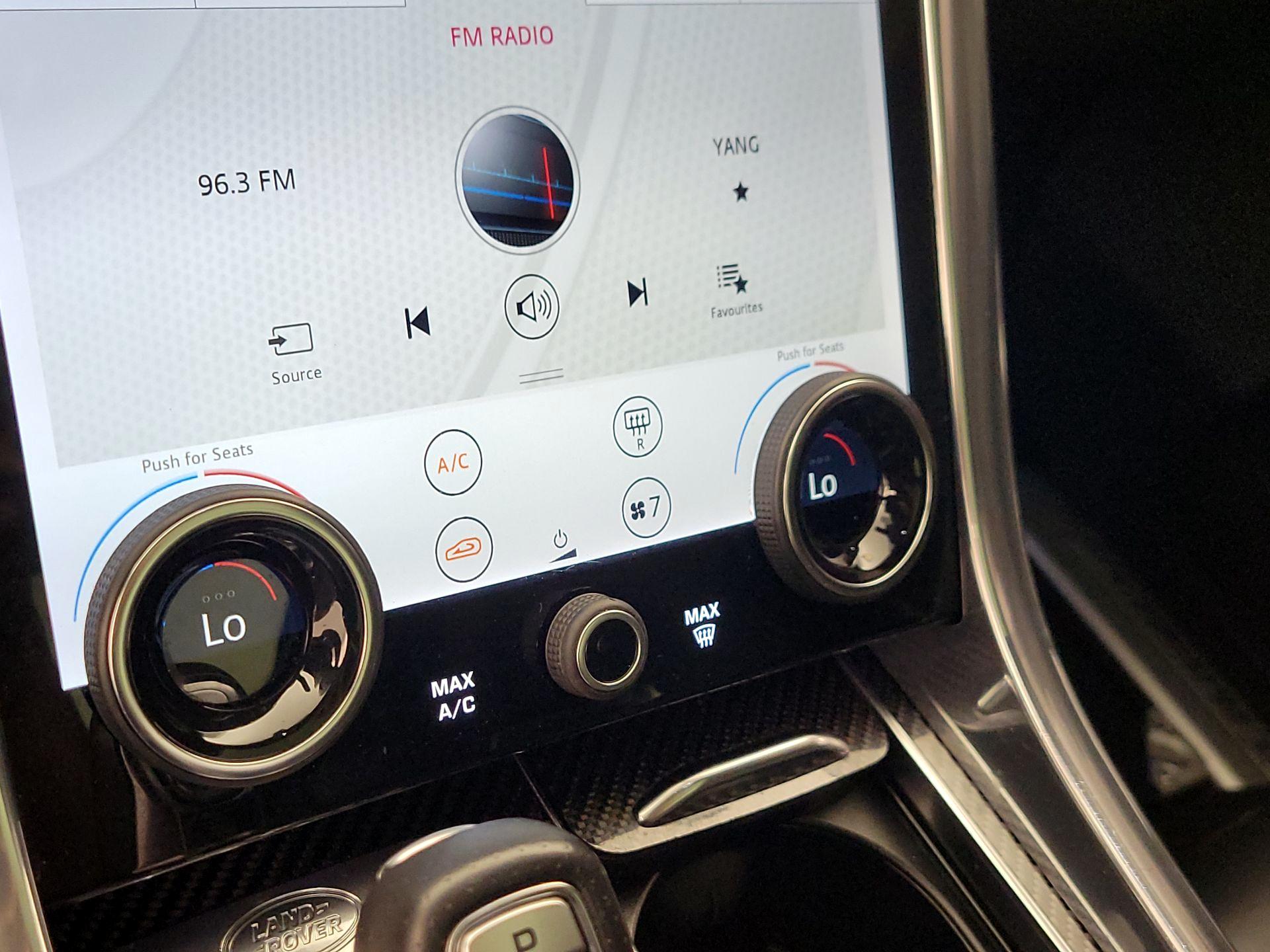 Thumbnail: 2022 Land Rover Range Rover Sport - 16