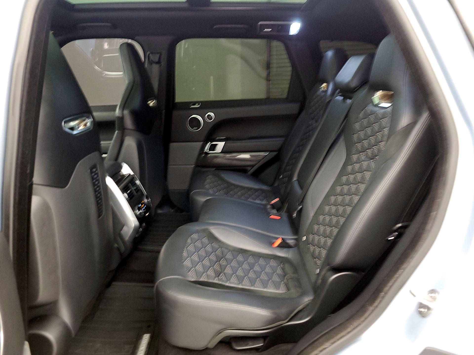 Thumbnail: 2022 Land Rover Range Rover Sport - 20