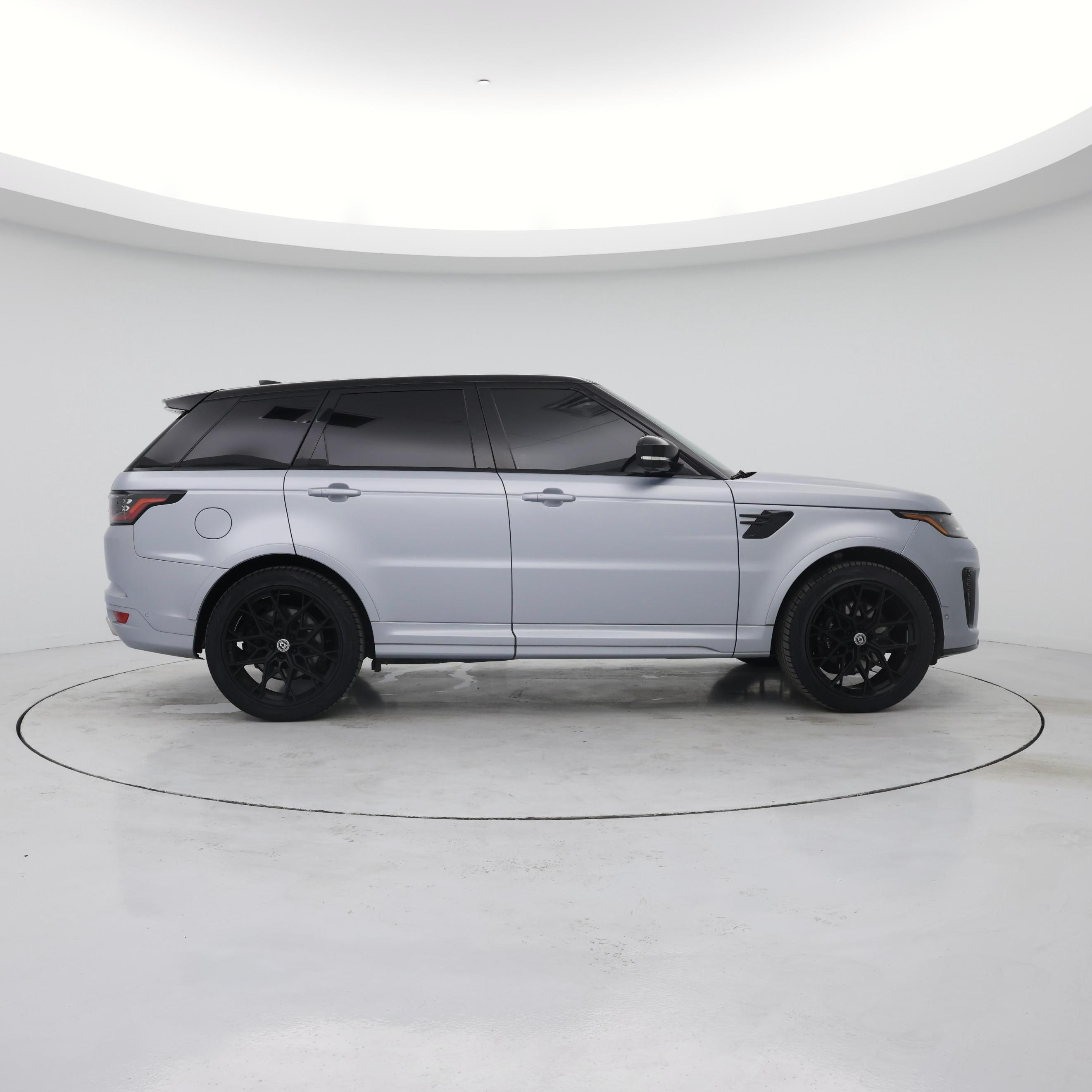 Thumbnail: 2022 Land Rover Range Rover Sport - 7