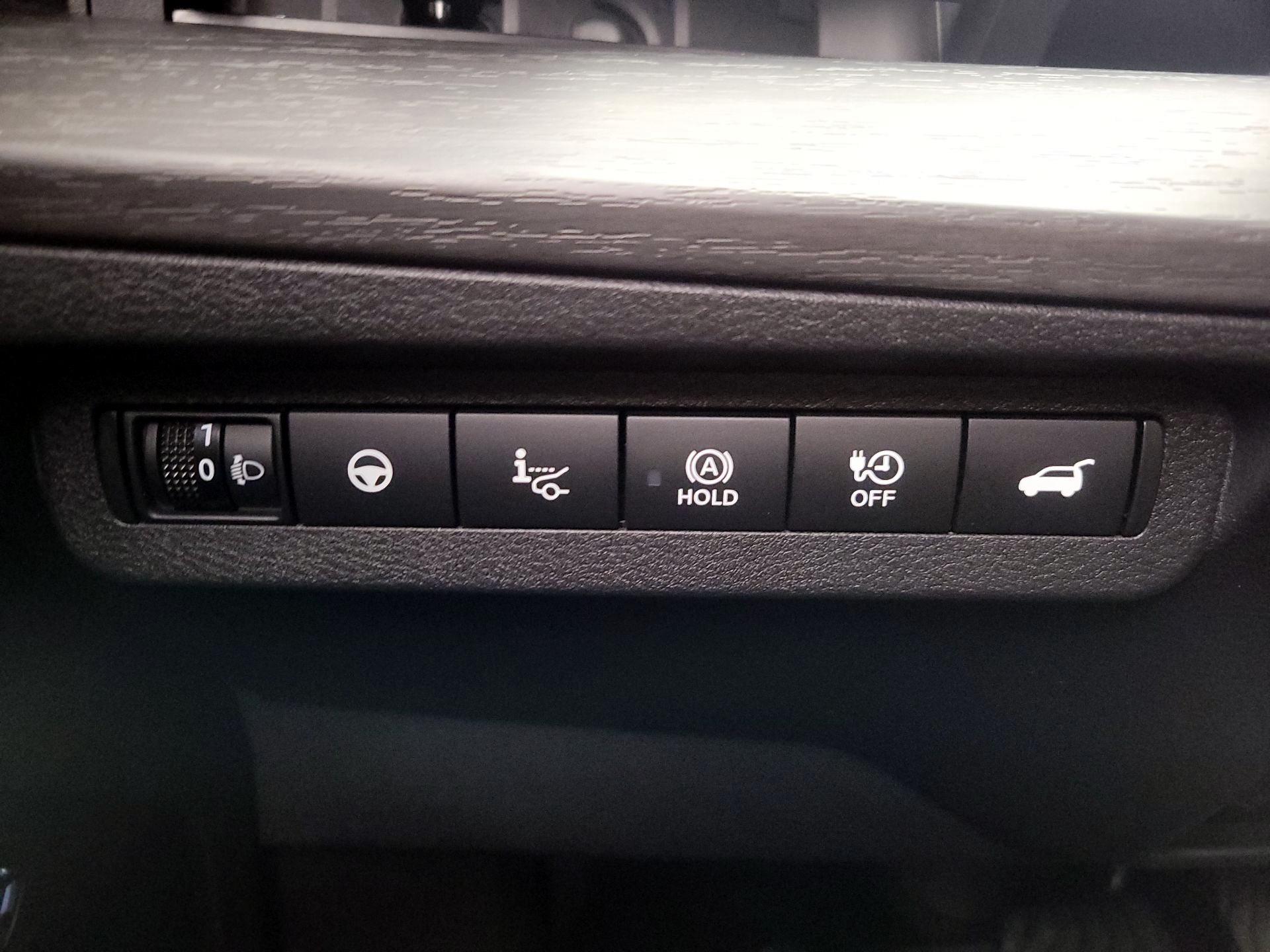 Thumbnail: 2023 Nissan Ariya - 13