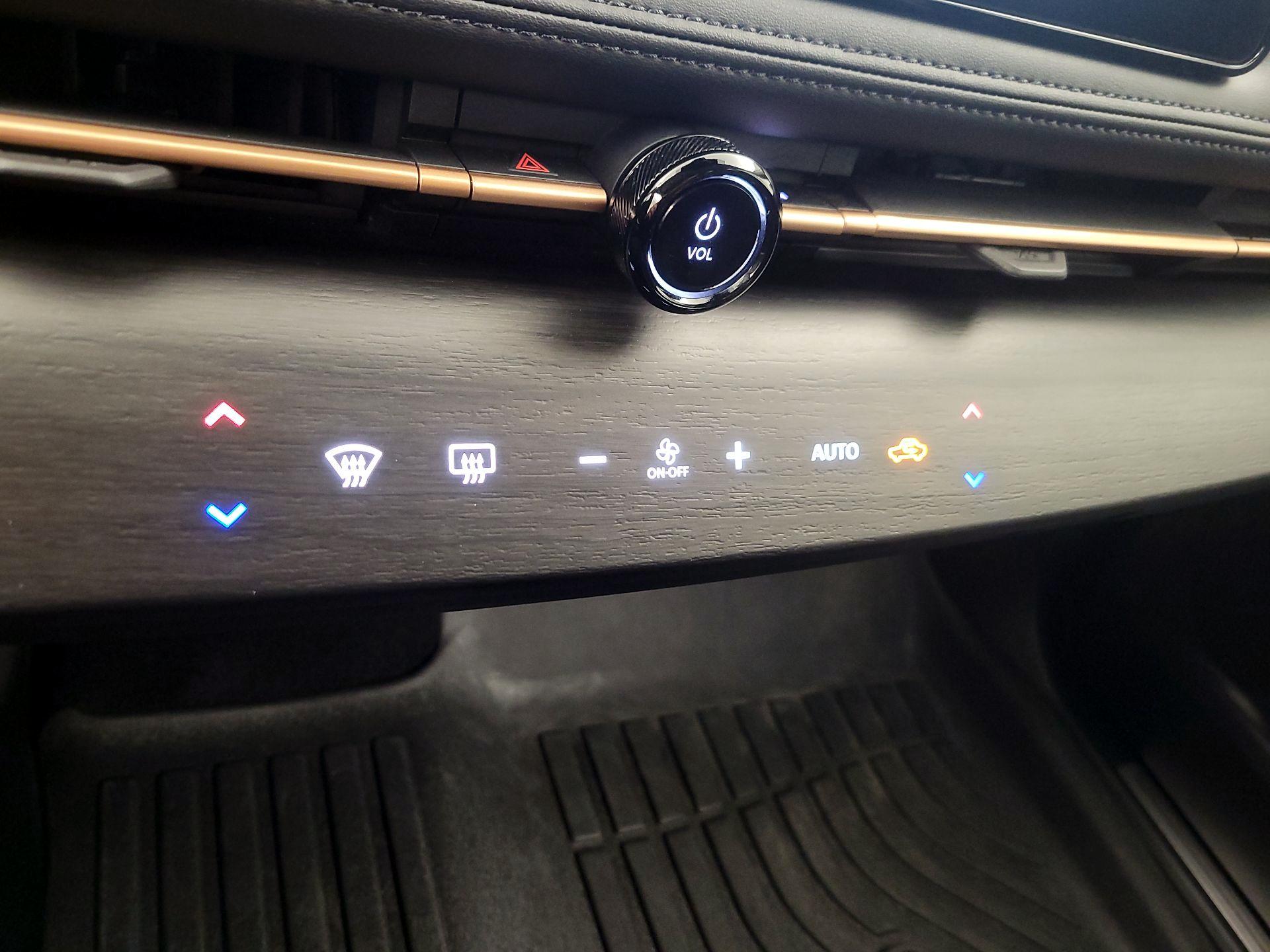 Thumbnail: 2023 Nissan Ariya - 17