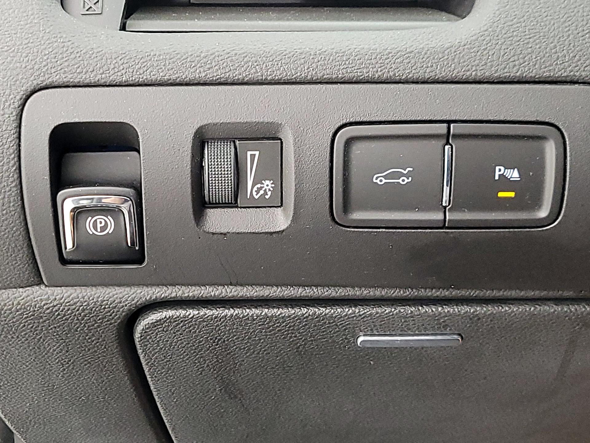 Thumbnail: 2016 Chevrolet Impala - 13