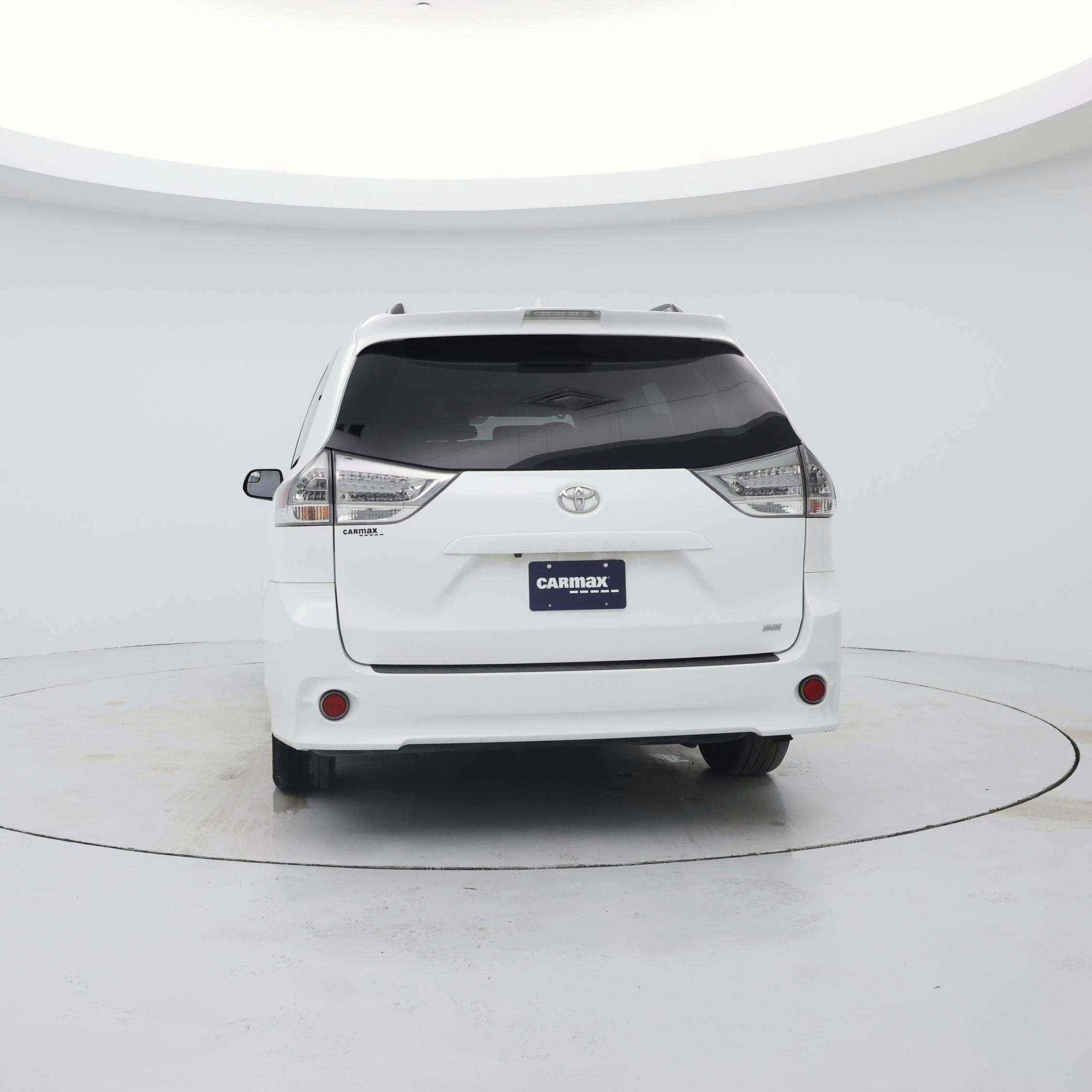 Thumbnail: 2019 Toyota Sienna - 6