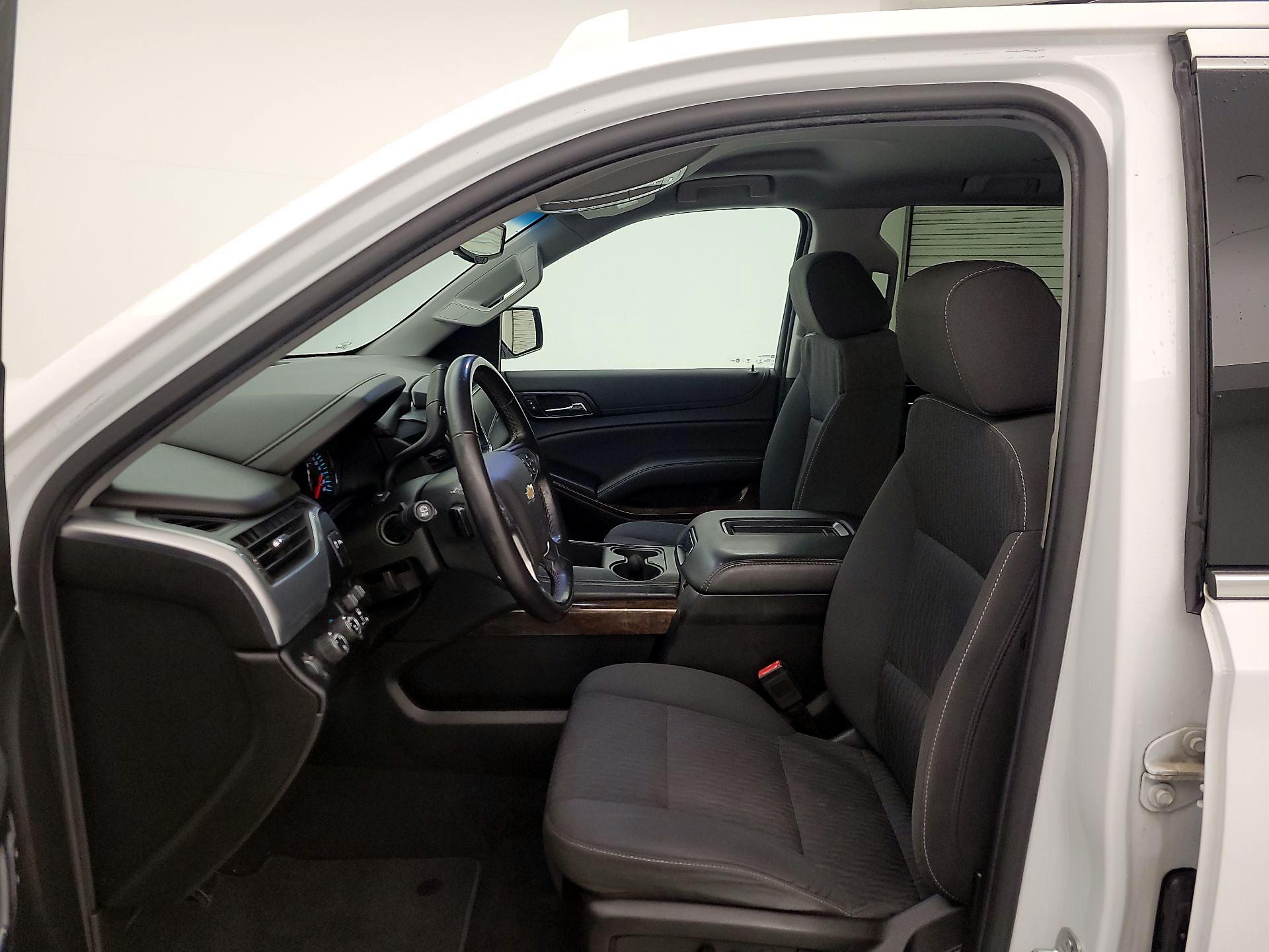 Thumbnail: 2019 Chevrolet Tahoe - 11