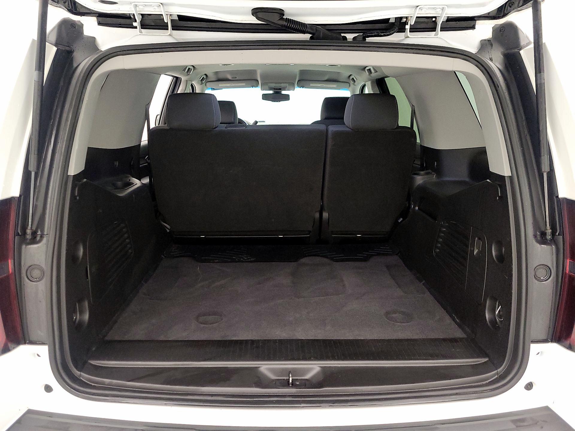 Thumbnail: 2019 Chevrolet Tahoe - 20