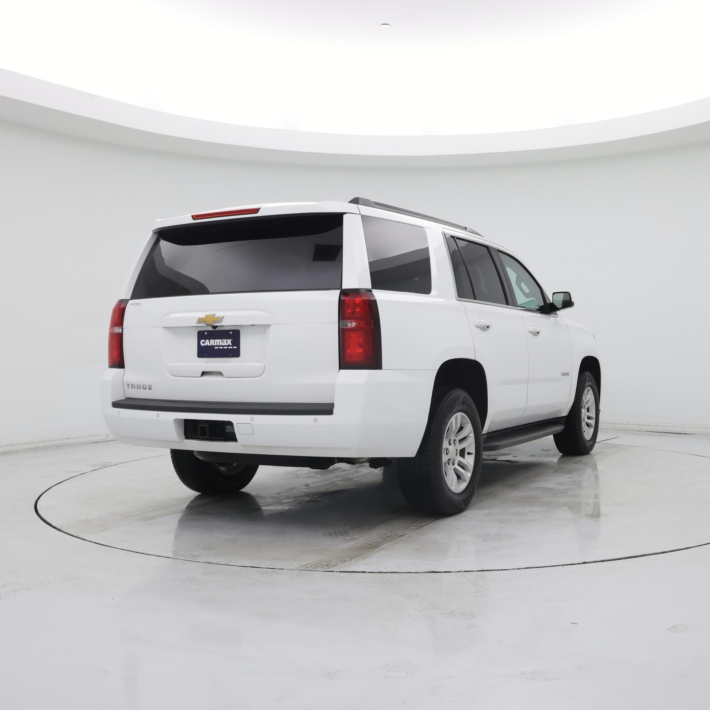 Thumbnail: 2019 Chevrolet Tahoe - 8